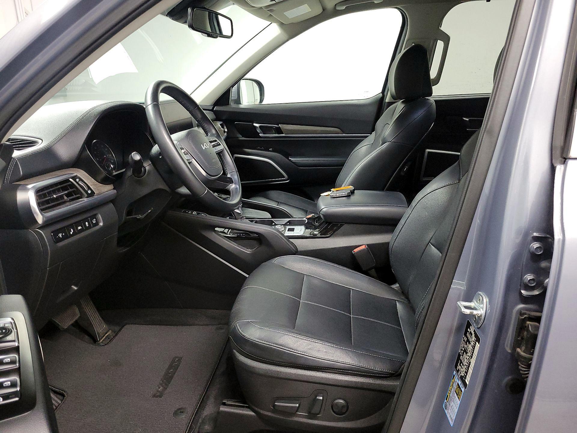 Thumbnail: 2022 Kia Telluride - 11