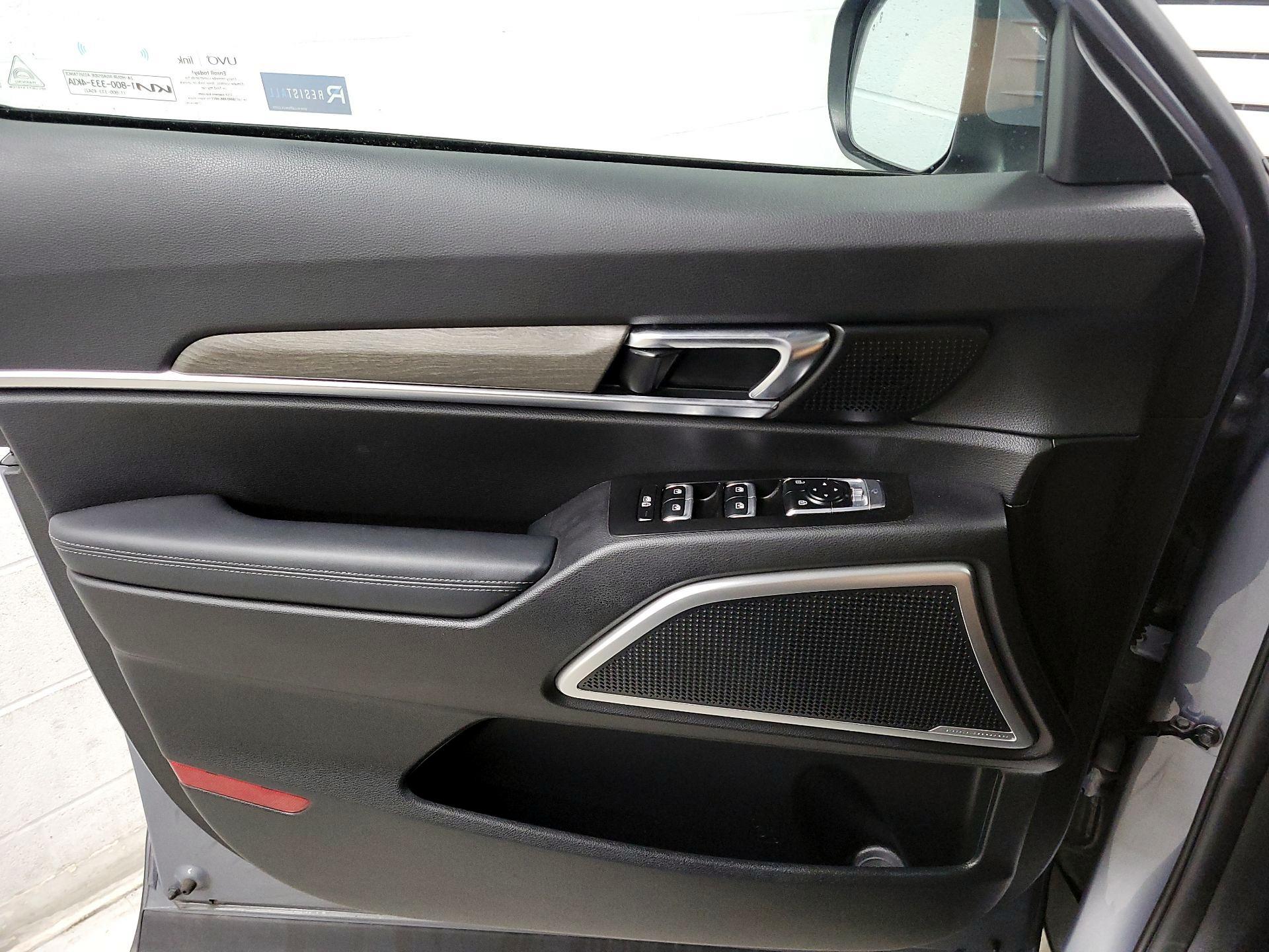 Thumbnail: 2022 Kia Telluride - 12