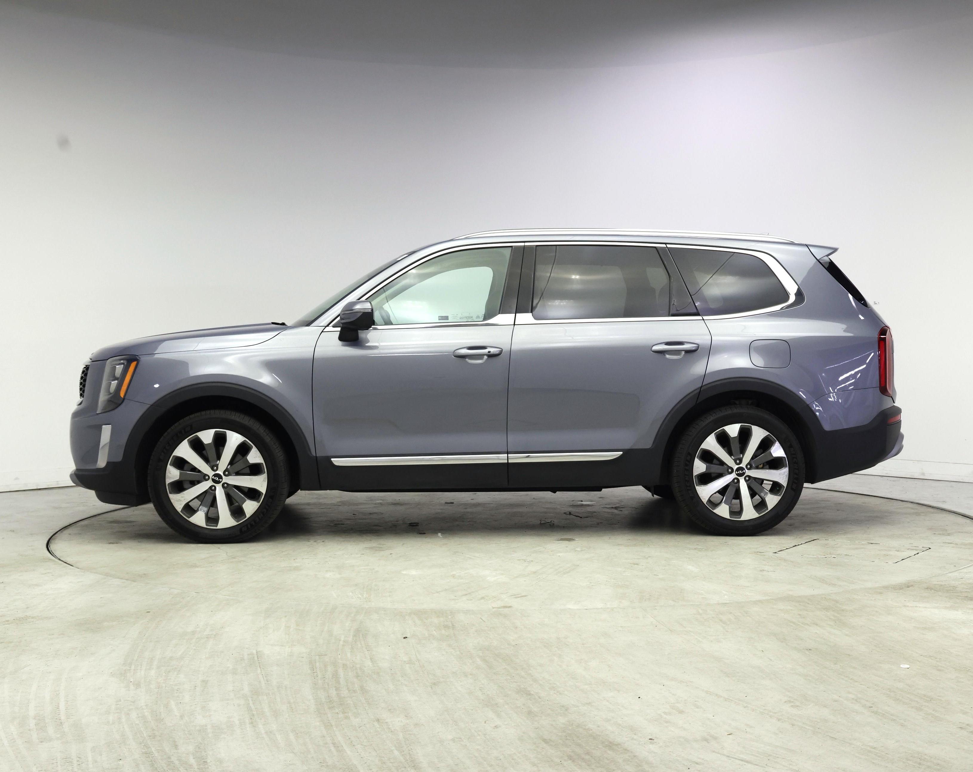 Thumbnail: 2022 Kia Telluride - 3