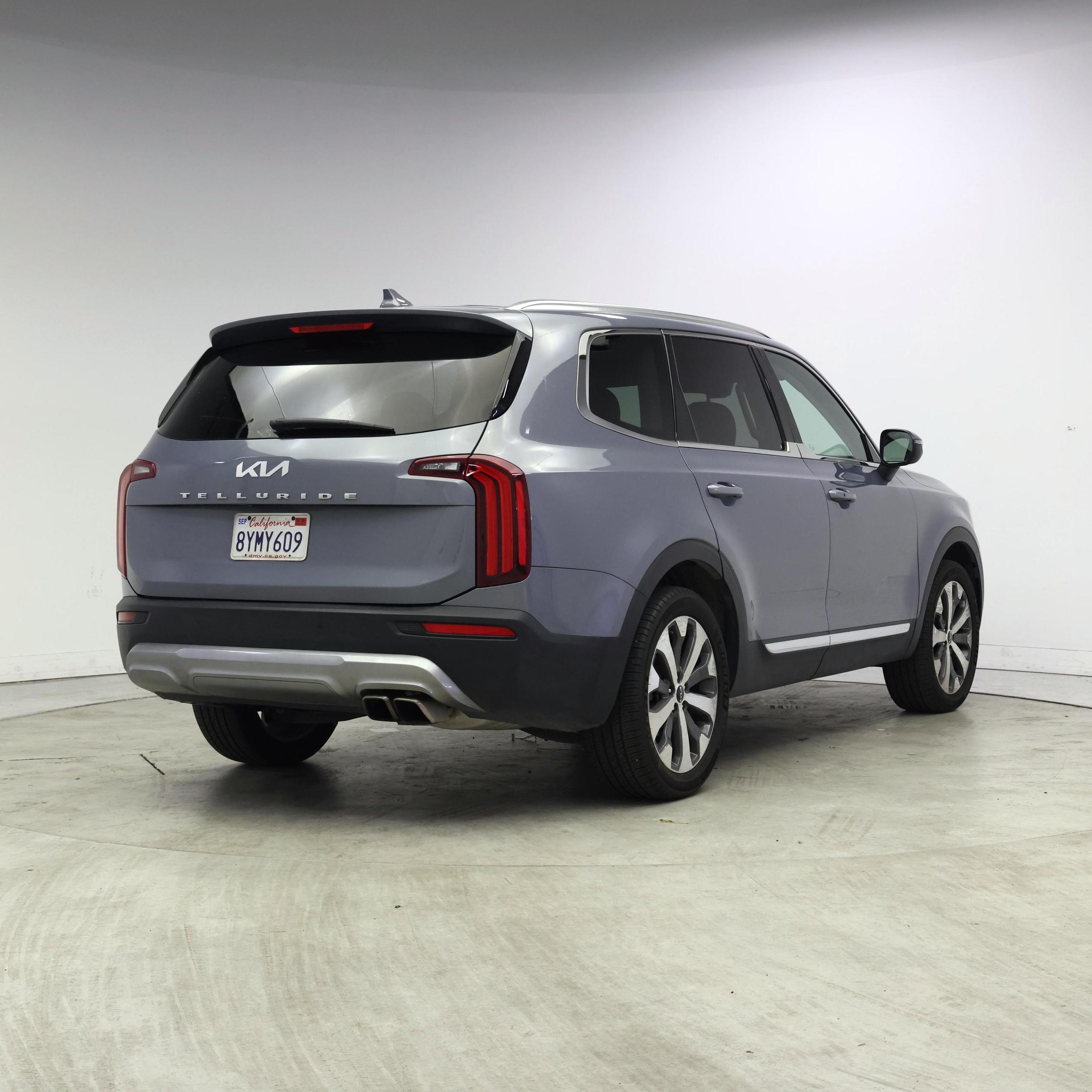 Thumbnail: 2022 Kia Telluride - 8