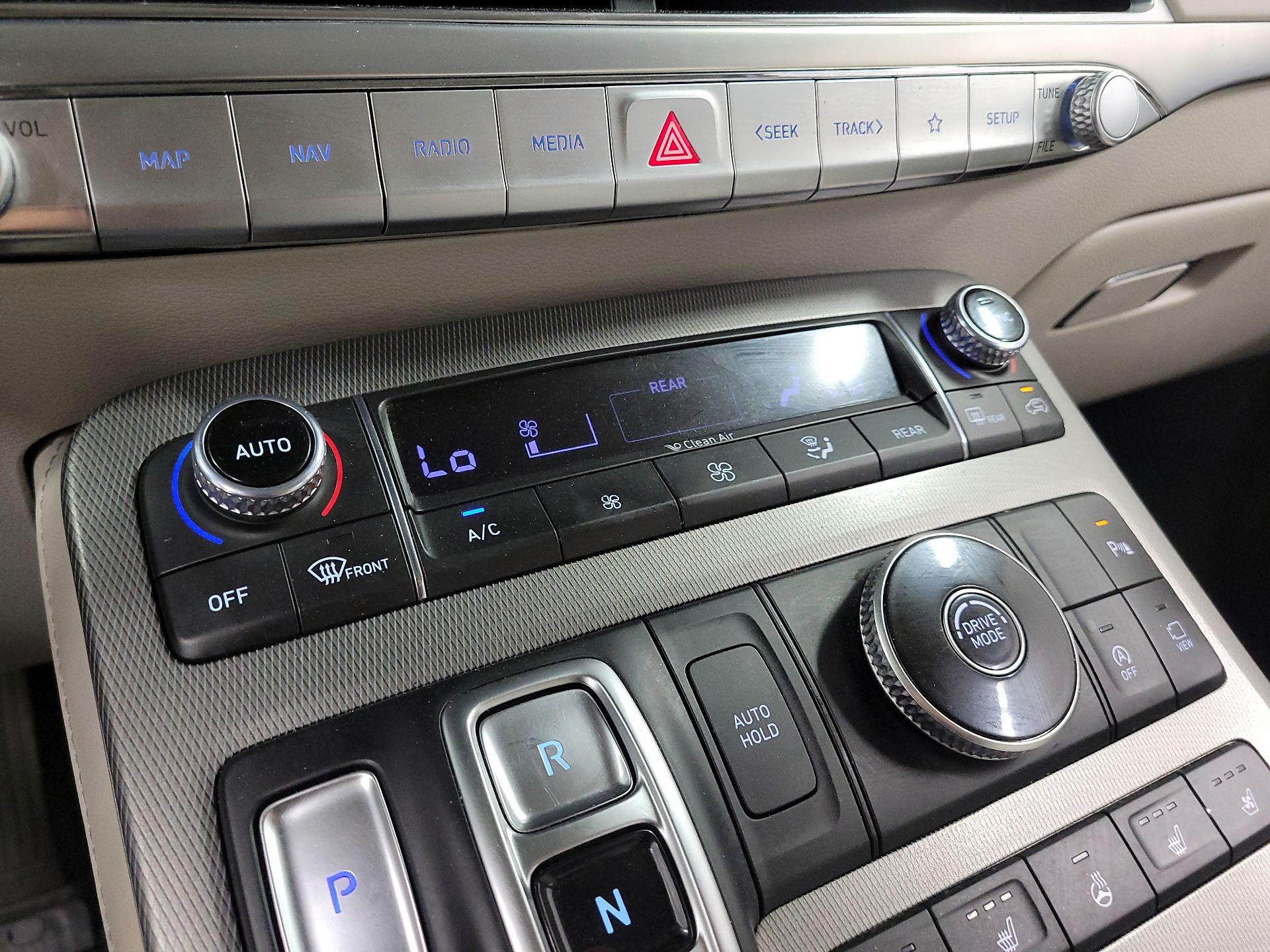 Thumbnail: 2022 Hyundai Palisade - 16