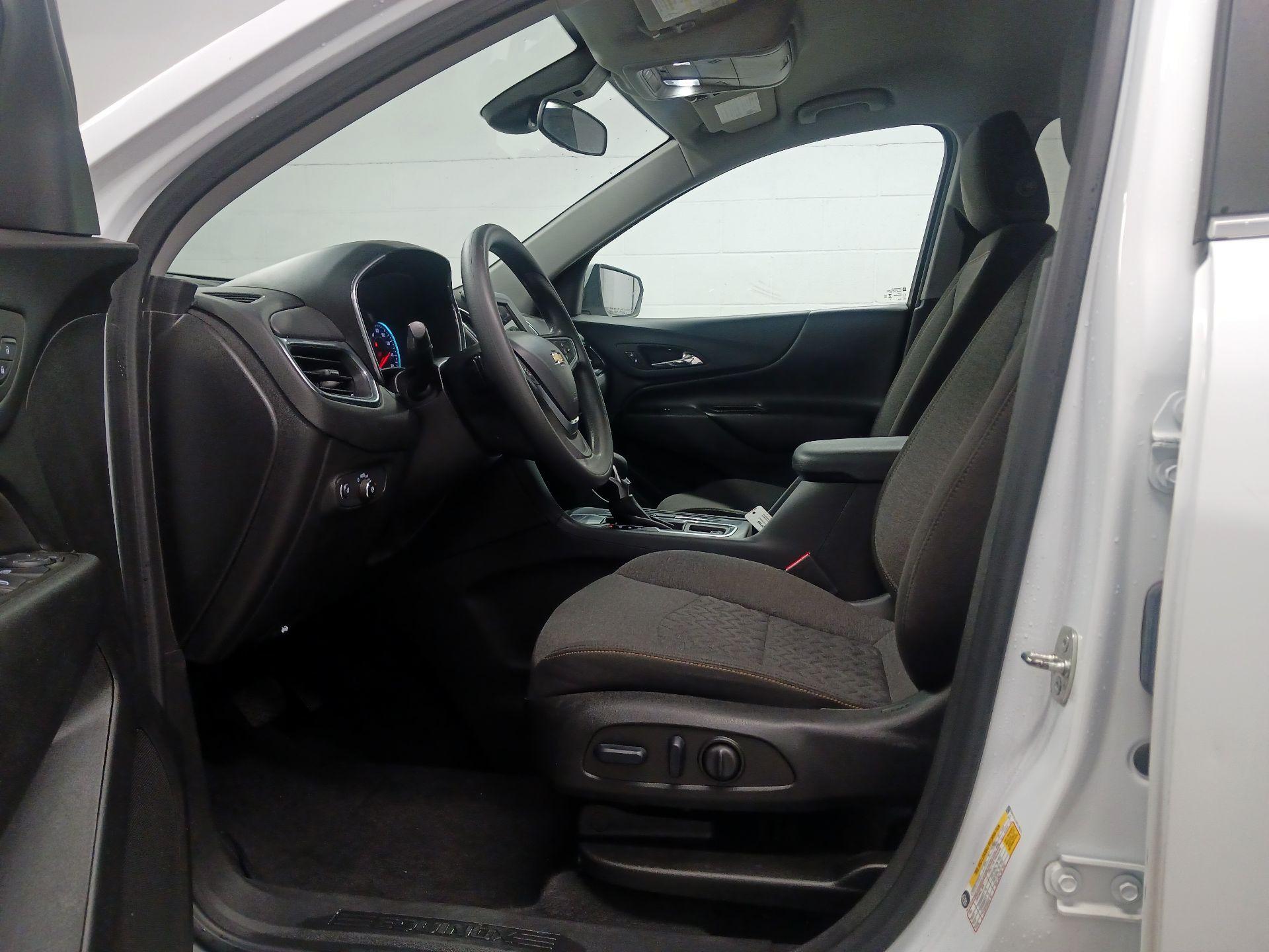 Thumbnail: 2023 Chevrolet Equinox - 11
