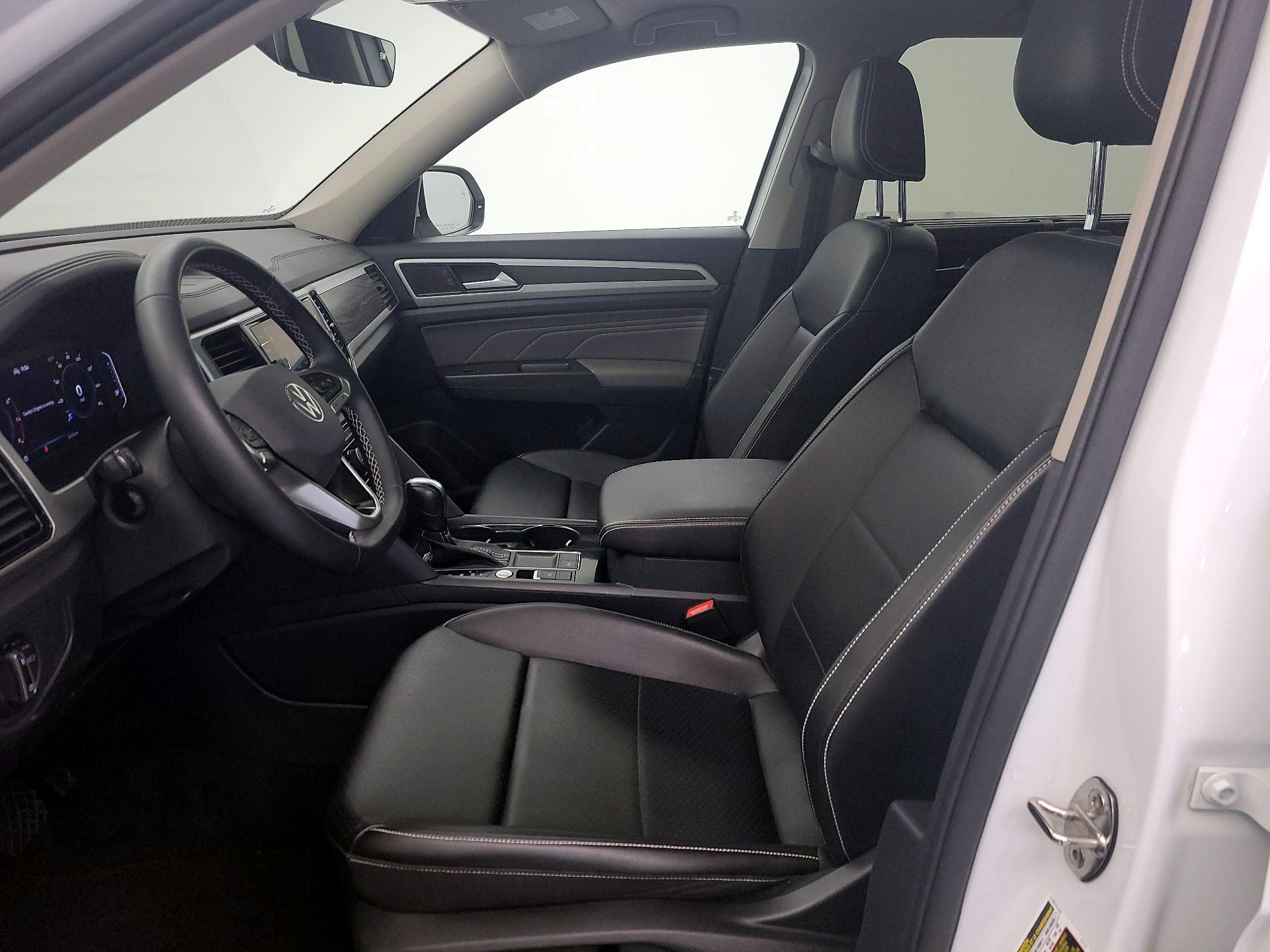 Thumbnail: 2022 Volkswagen Atlas - 11