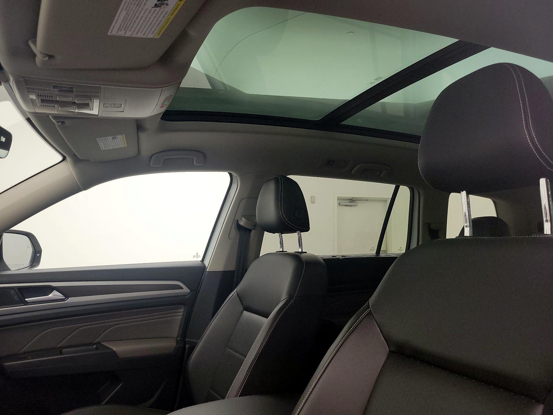 Thumbnail: 2022 Volkswagen Atlas - 19