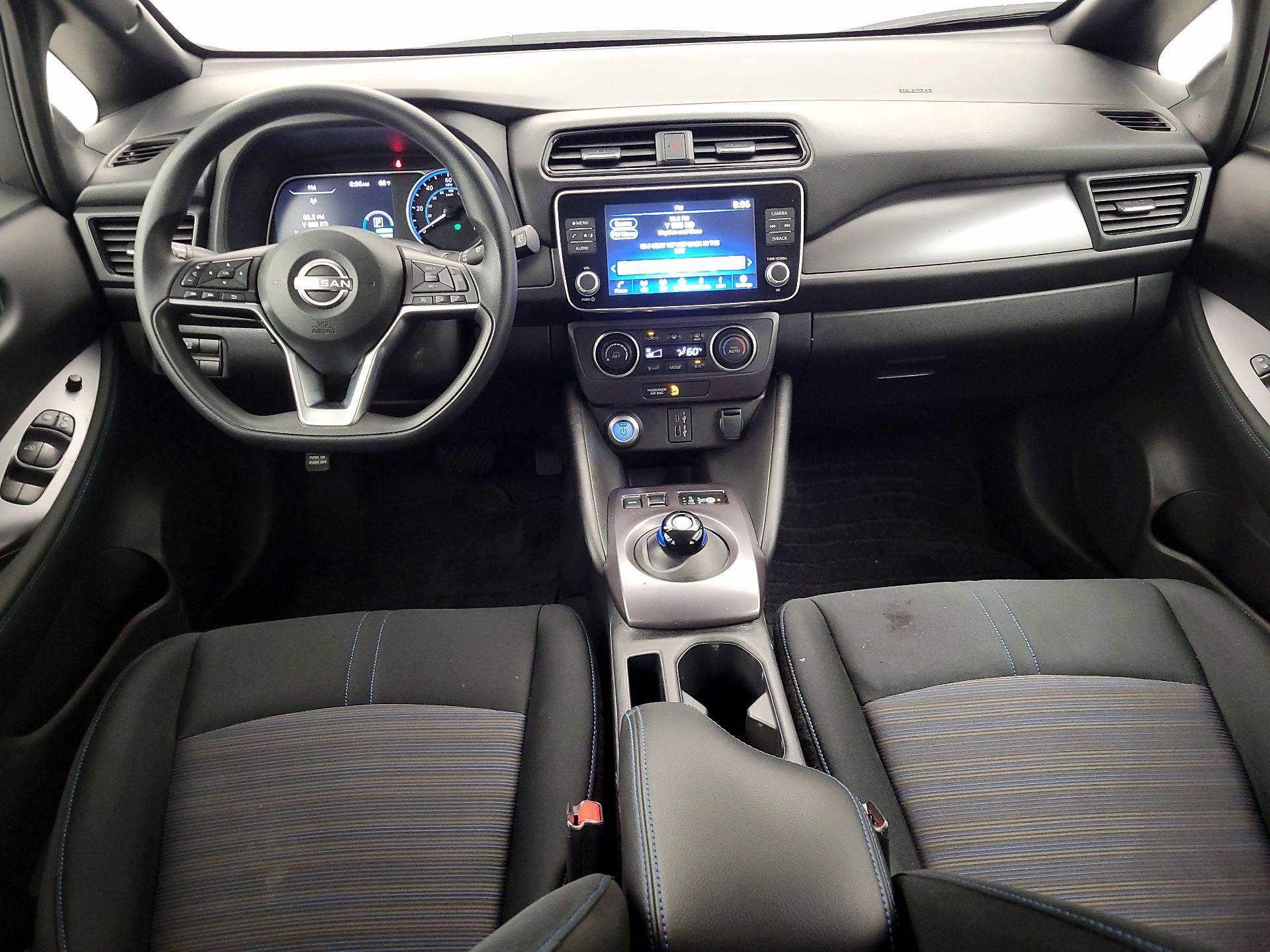 Thumbnail: 2025 Nissan Leaf - 9