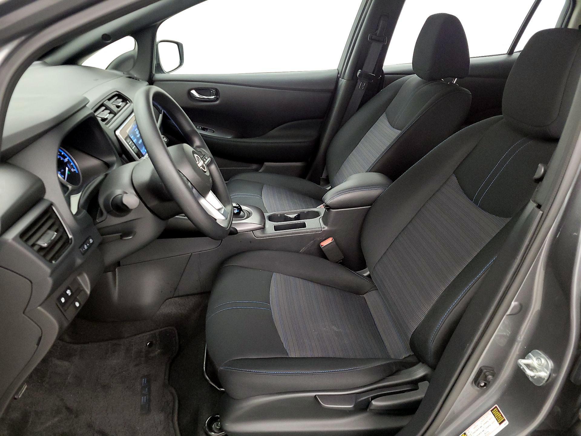 Thumbnail: 2025 Nissan Leaf - 11