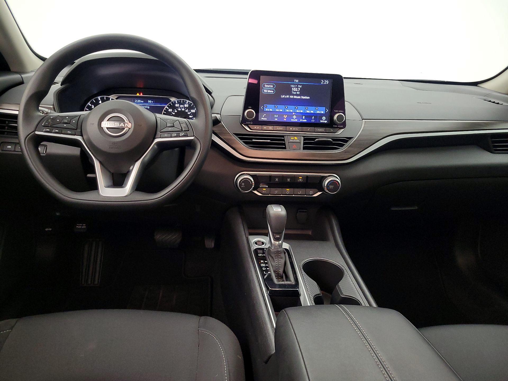 Thumbnail: 2025 Nissan Altima - 9