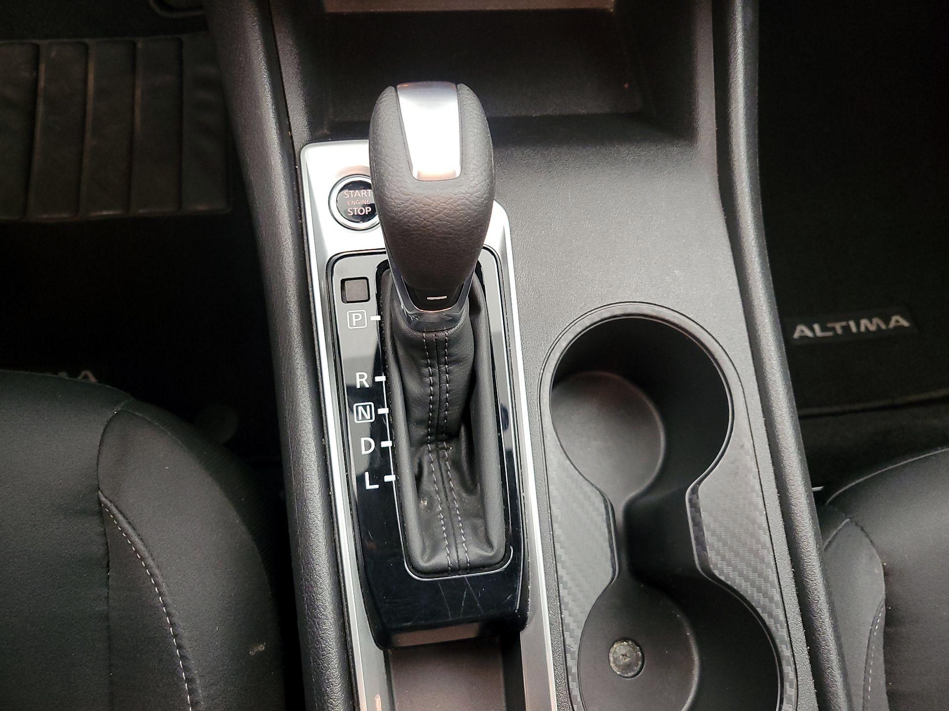 Thumbnail: 2025 Nissan Altima - 17