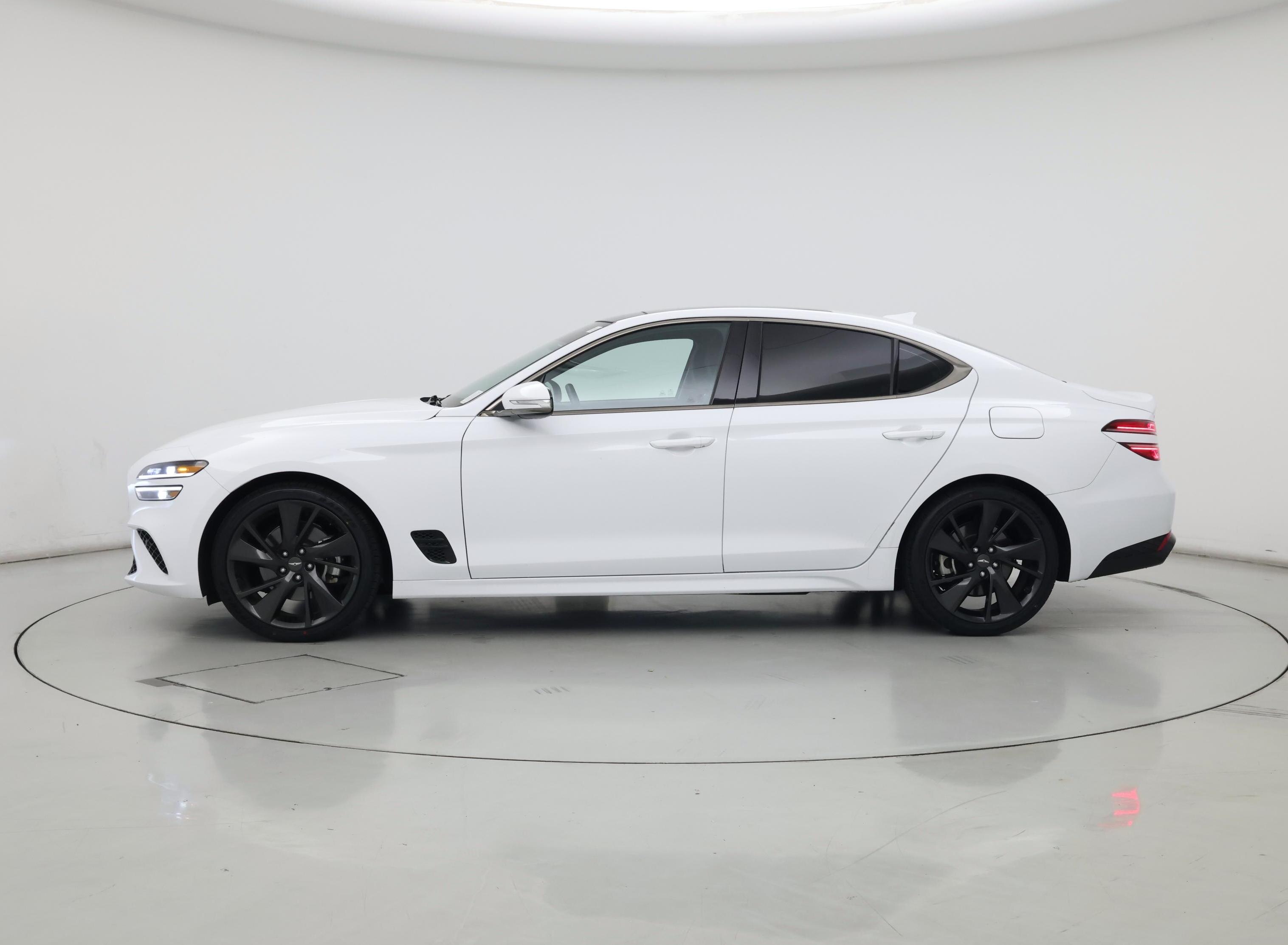 Thumbnail: 2023 Genesis G70 - 3