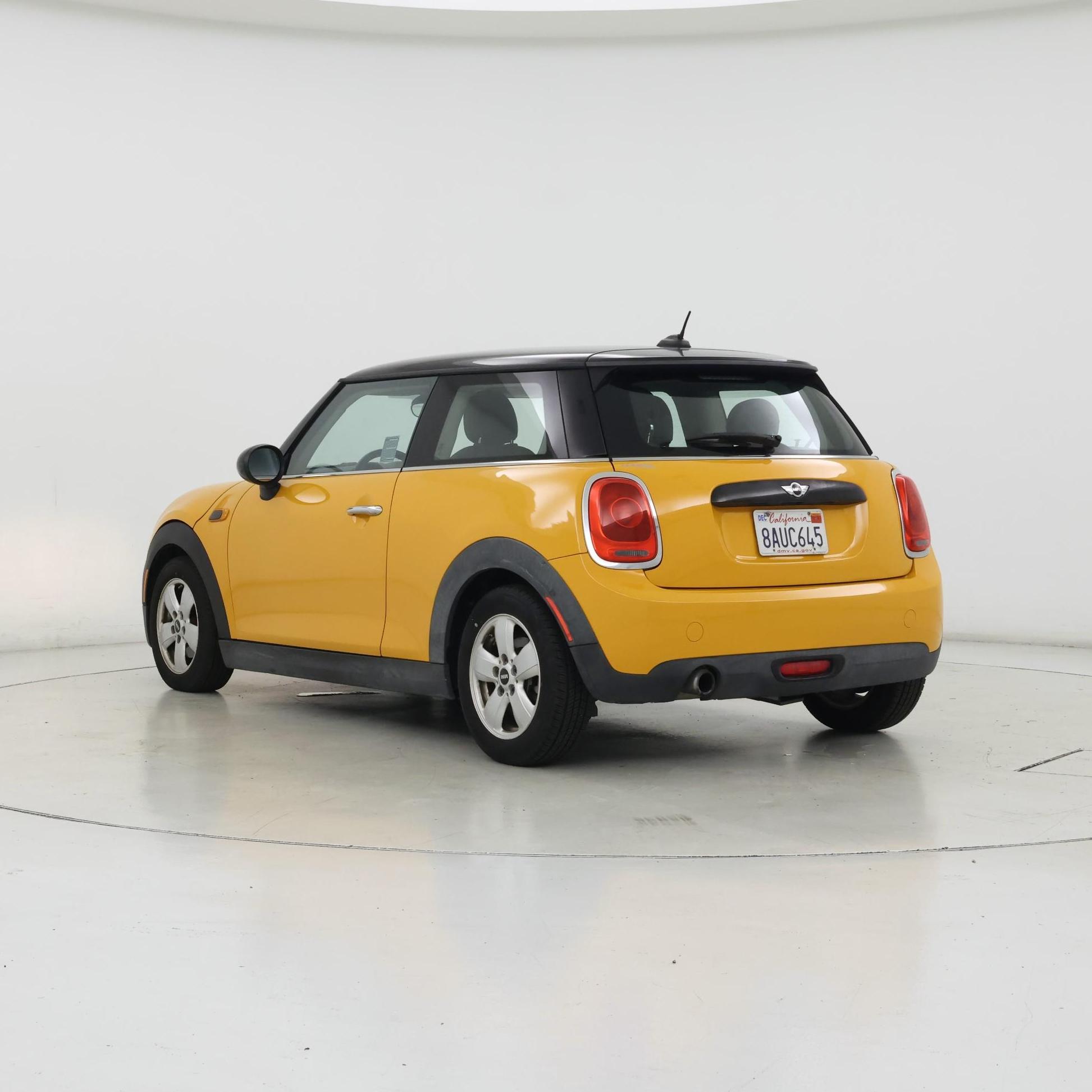 Thumbnail: 2016 MINI Cooper Hardtop - 2