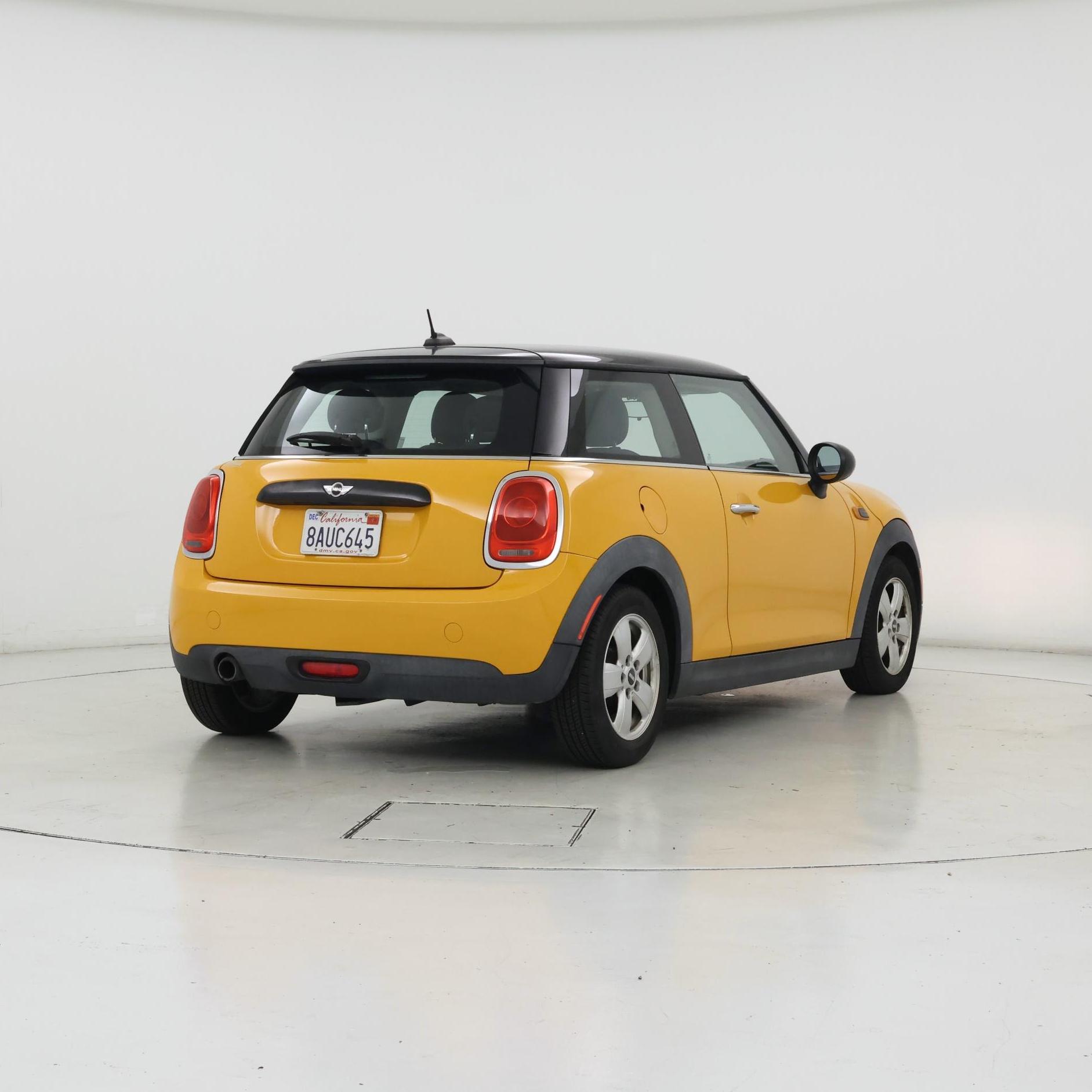 Thumbnail: 2016 MINI Cooper Hardtop - 8