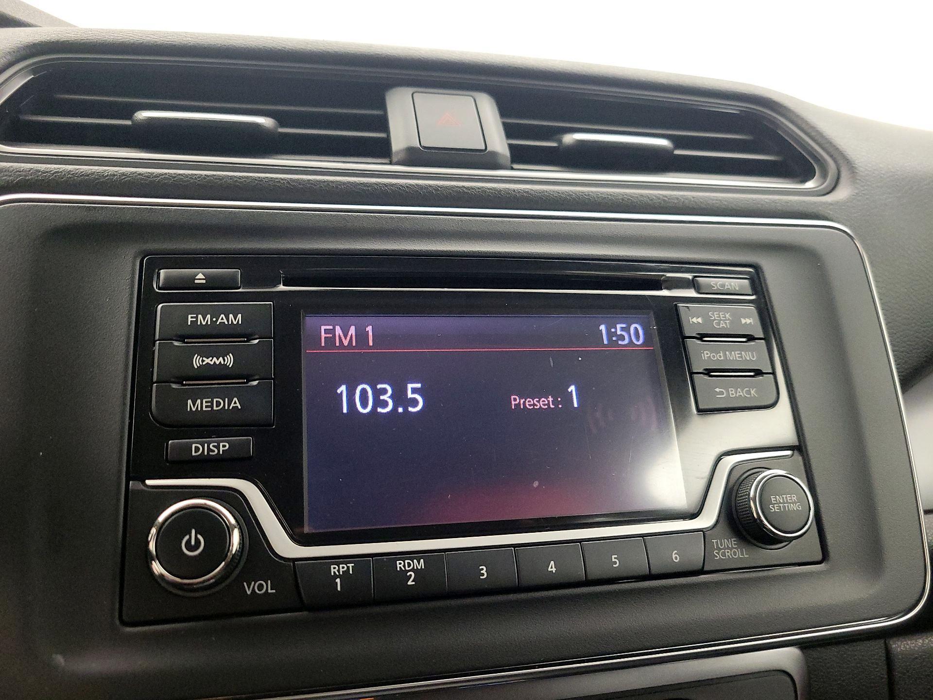 Thumbnail: 2019 Nissan Leaf - 15