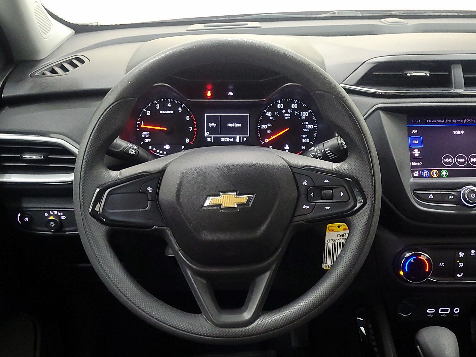 Thumbnail: 2023 Chevrolet TrailBlazer - 10