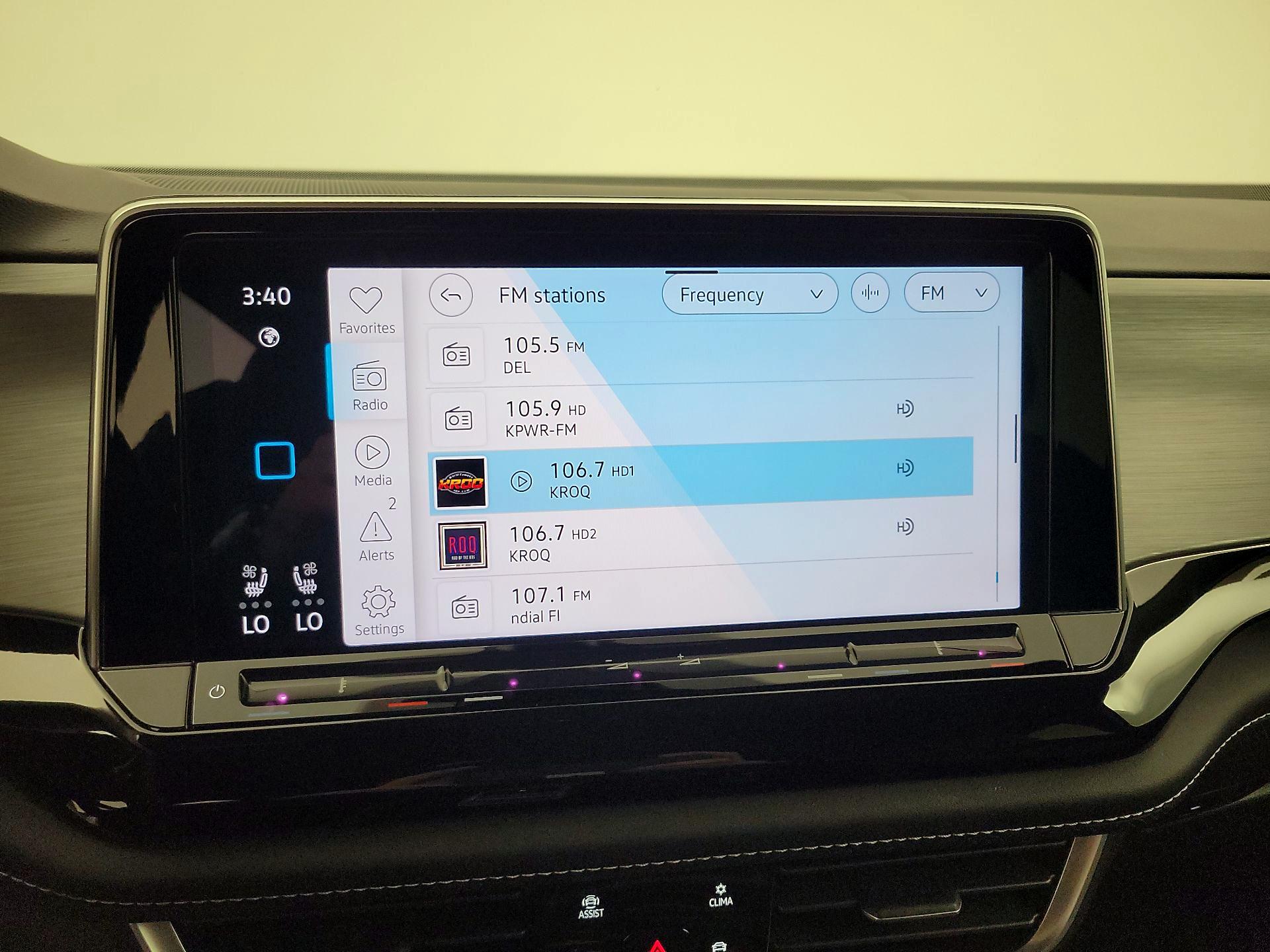 Thumbnail: 2025 Volkswagen Atlas - 15