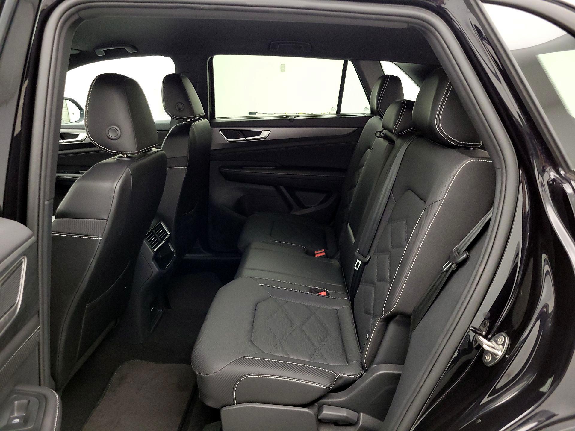 Thumbnail: 2025 Volkswagen Atlas - 19