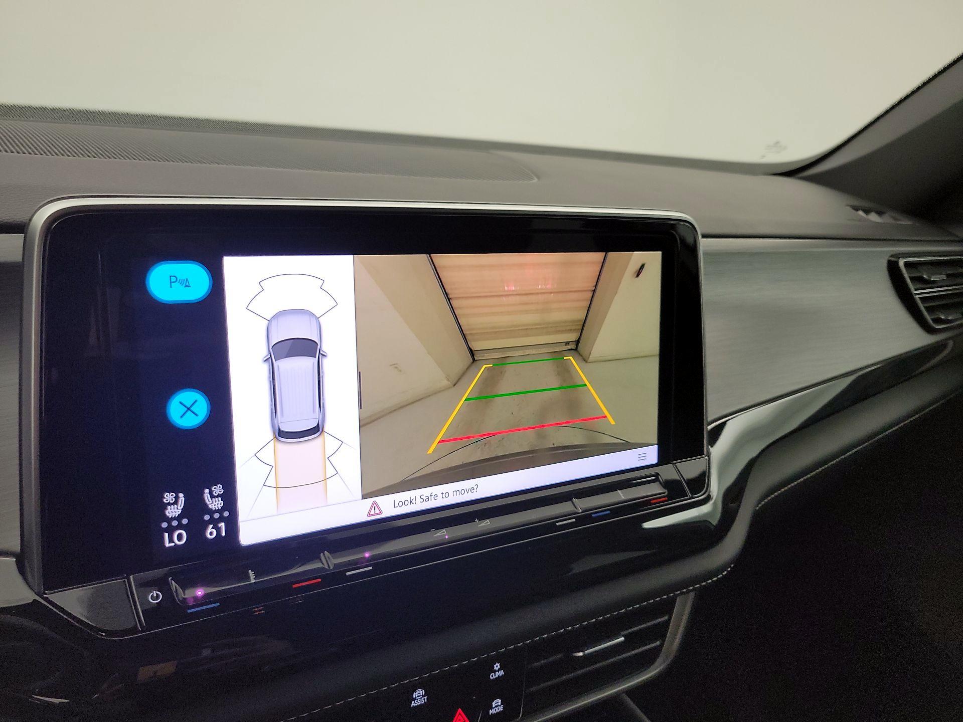 Thumbnail: 2025 Volkswagen Atlas - 14