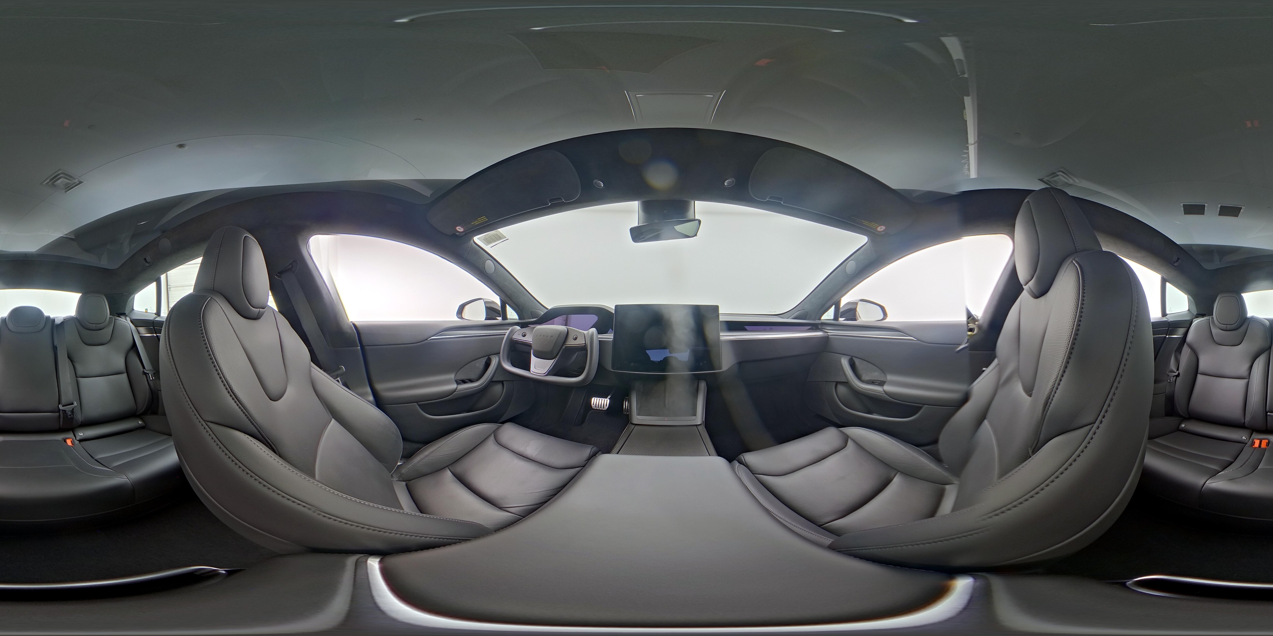2022 Tesla Model S Plaid - Photo 23