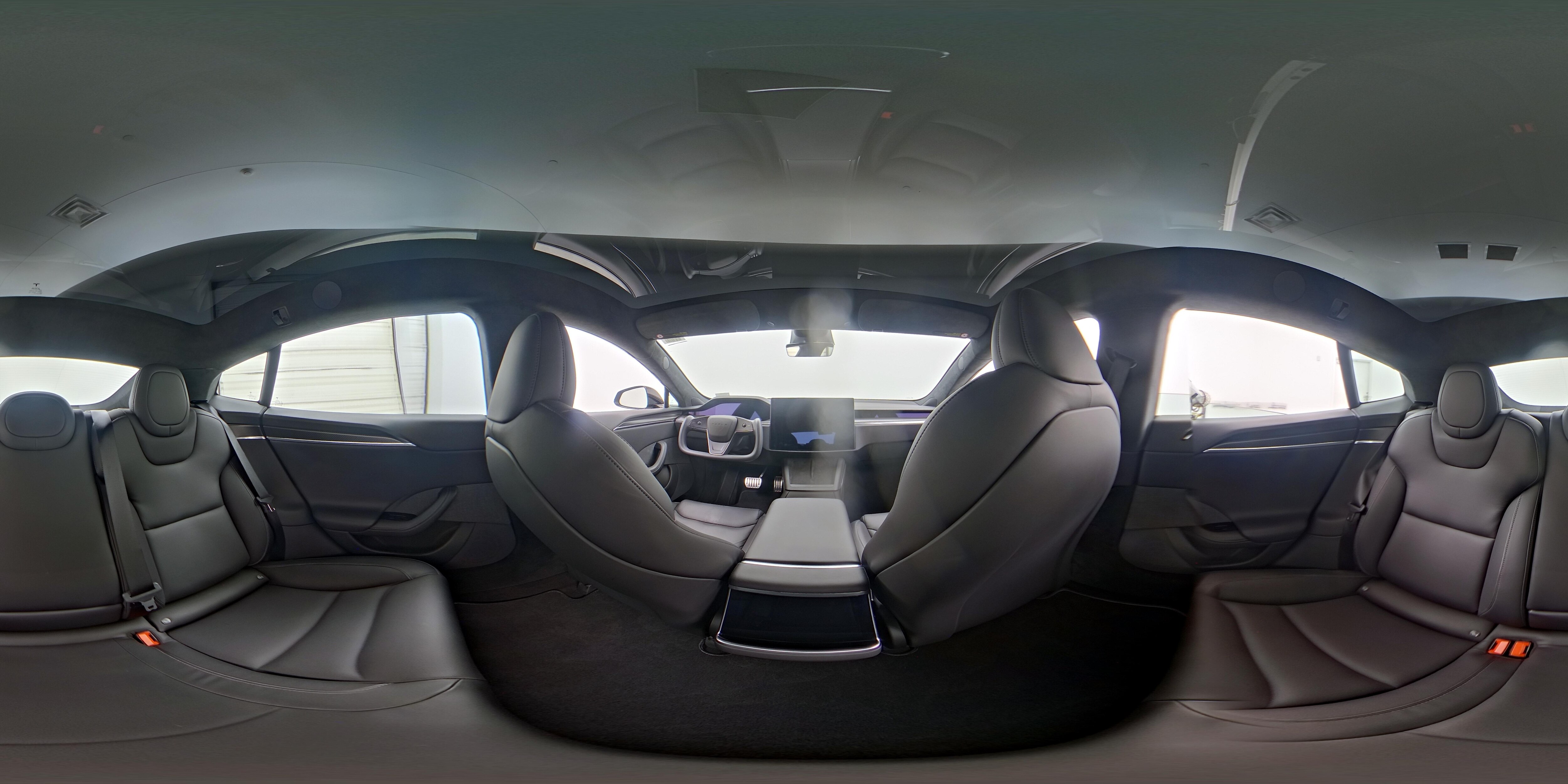 2022 Tesla Model S Plaid - Photo 24