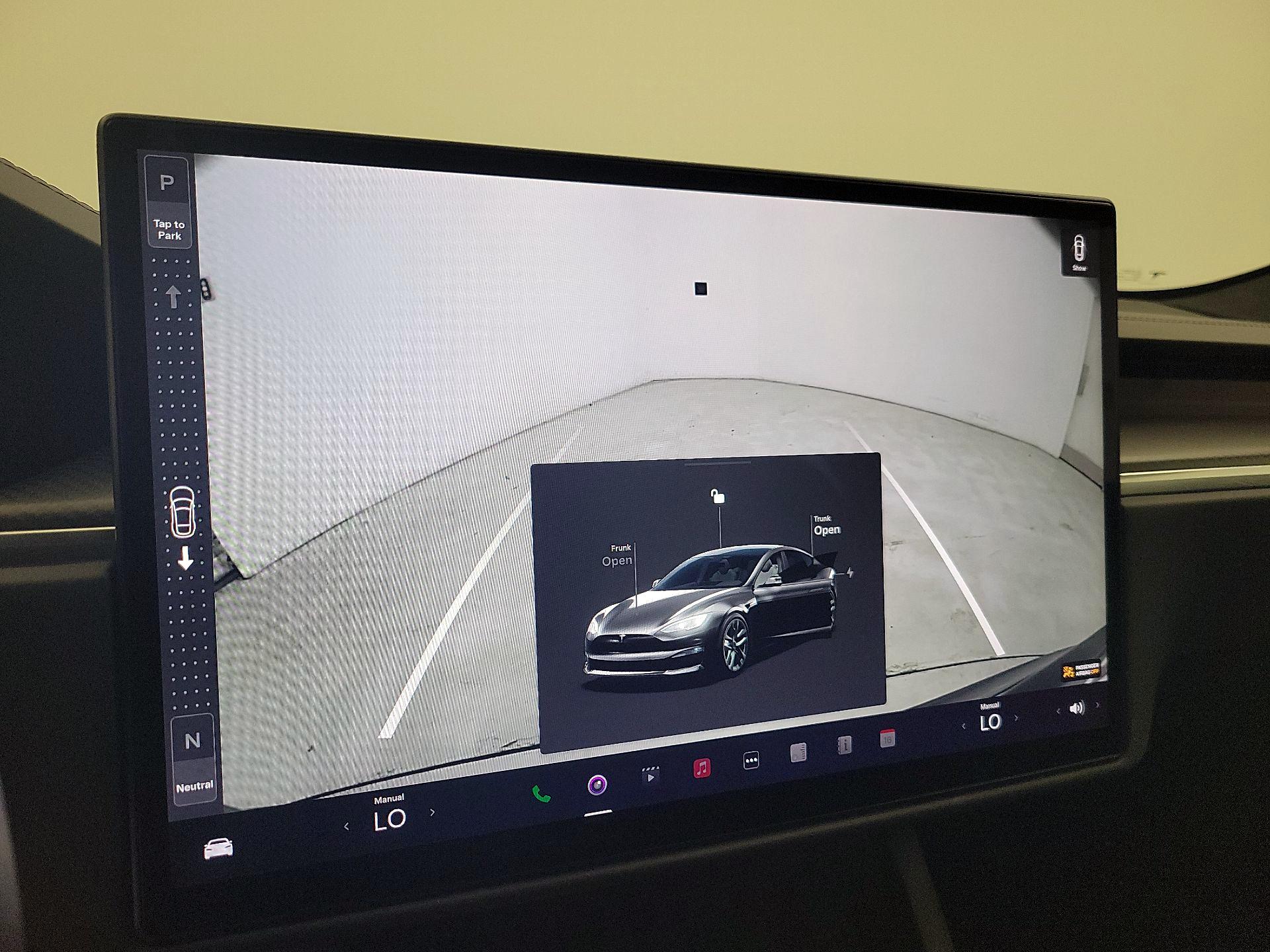 Thumbnail: 2022 Tesla Model S - 14