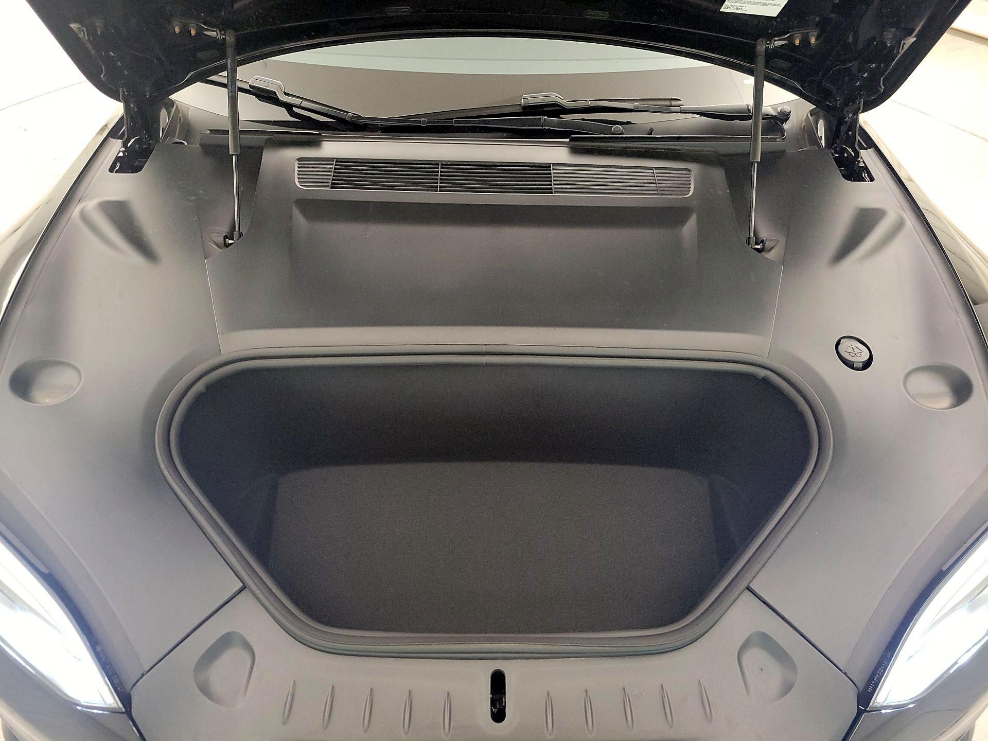 Thumbnail: 2022 Tesla Model S - 20