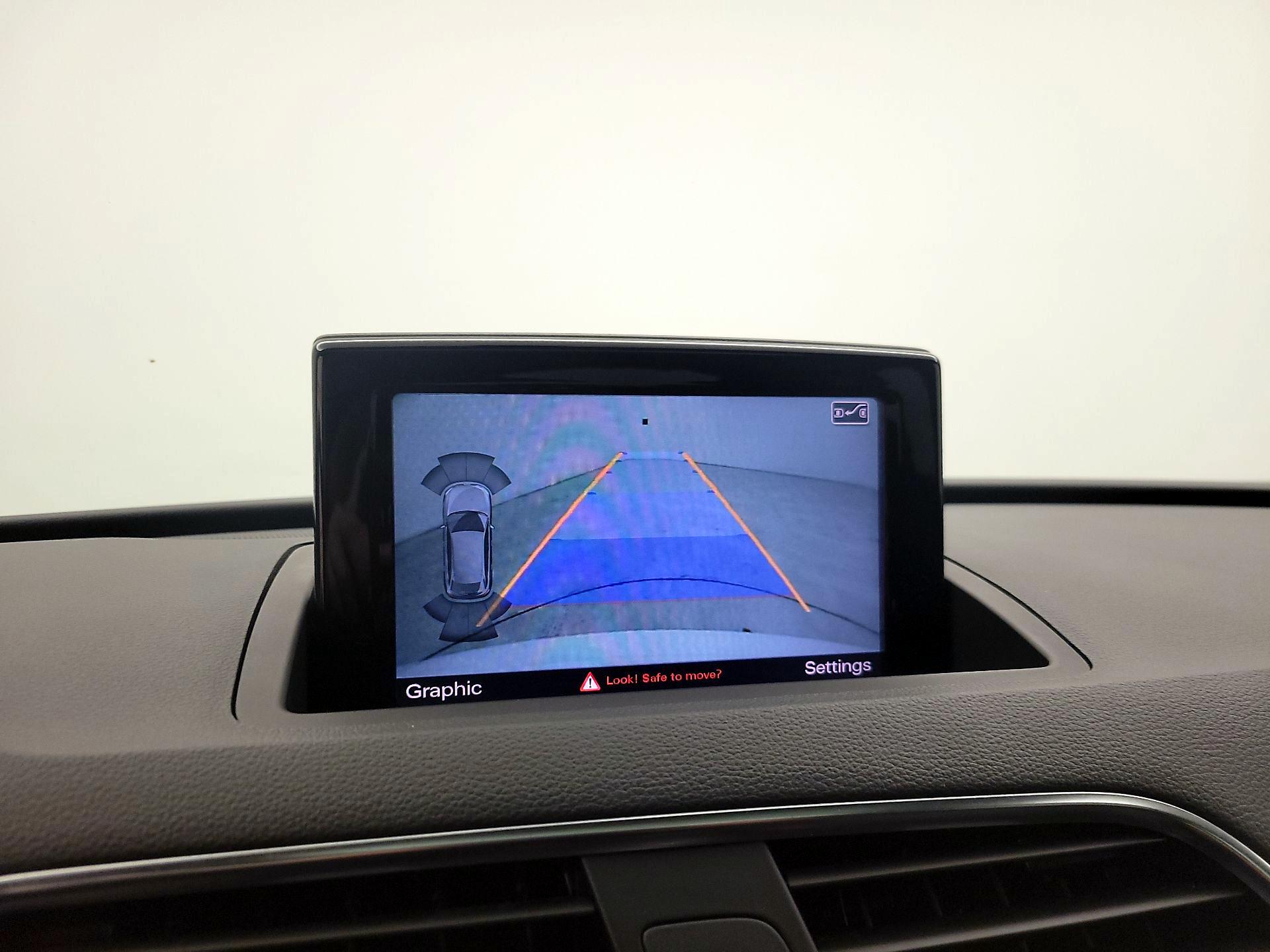 Thumbnail: 2016 Audi Q3 - 15