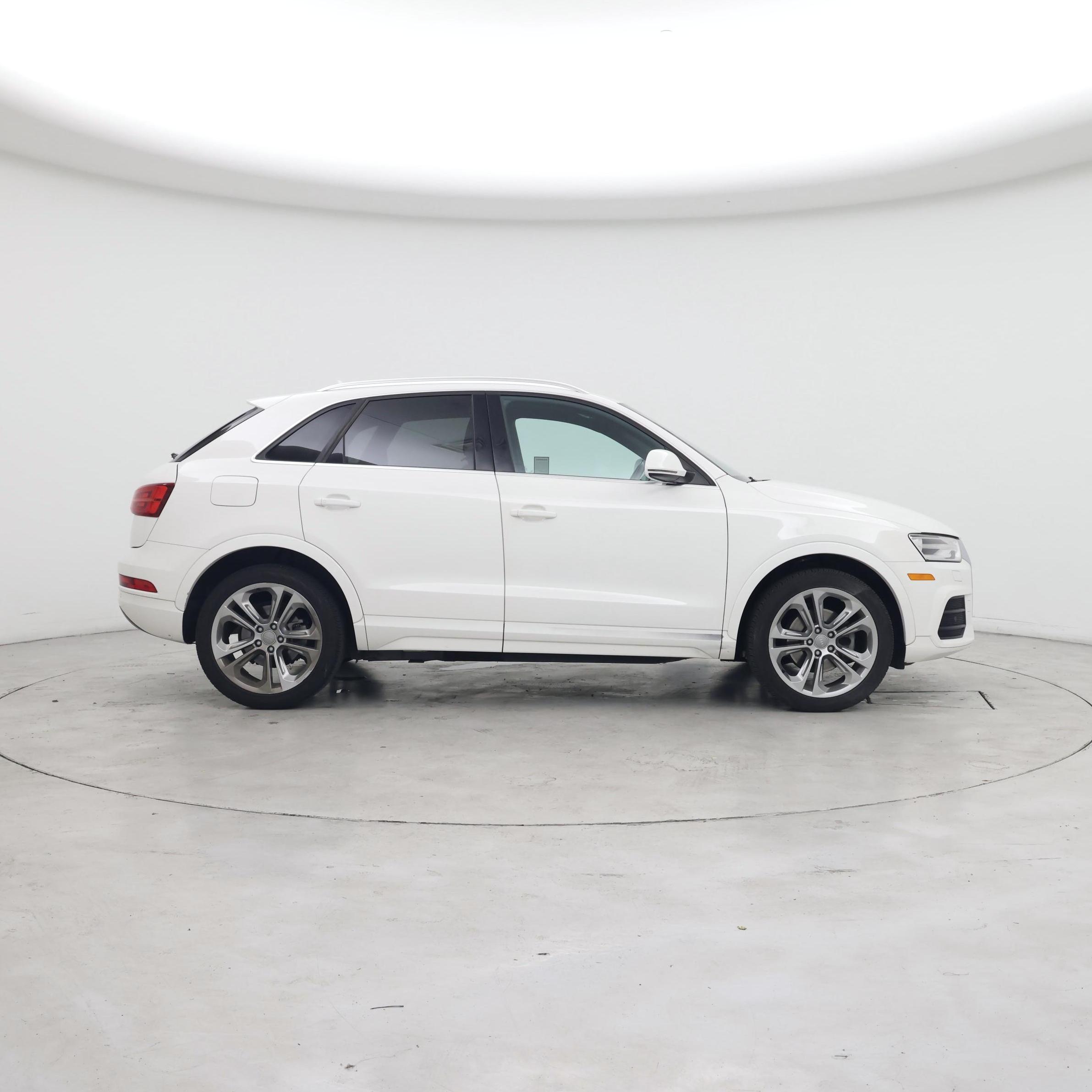 Thumbnail: 2016 Audi Q3 - 7