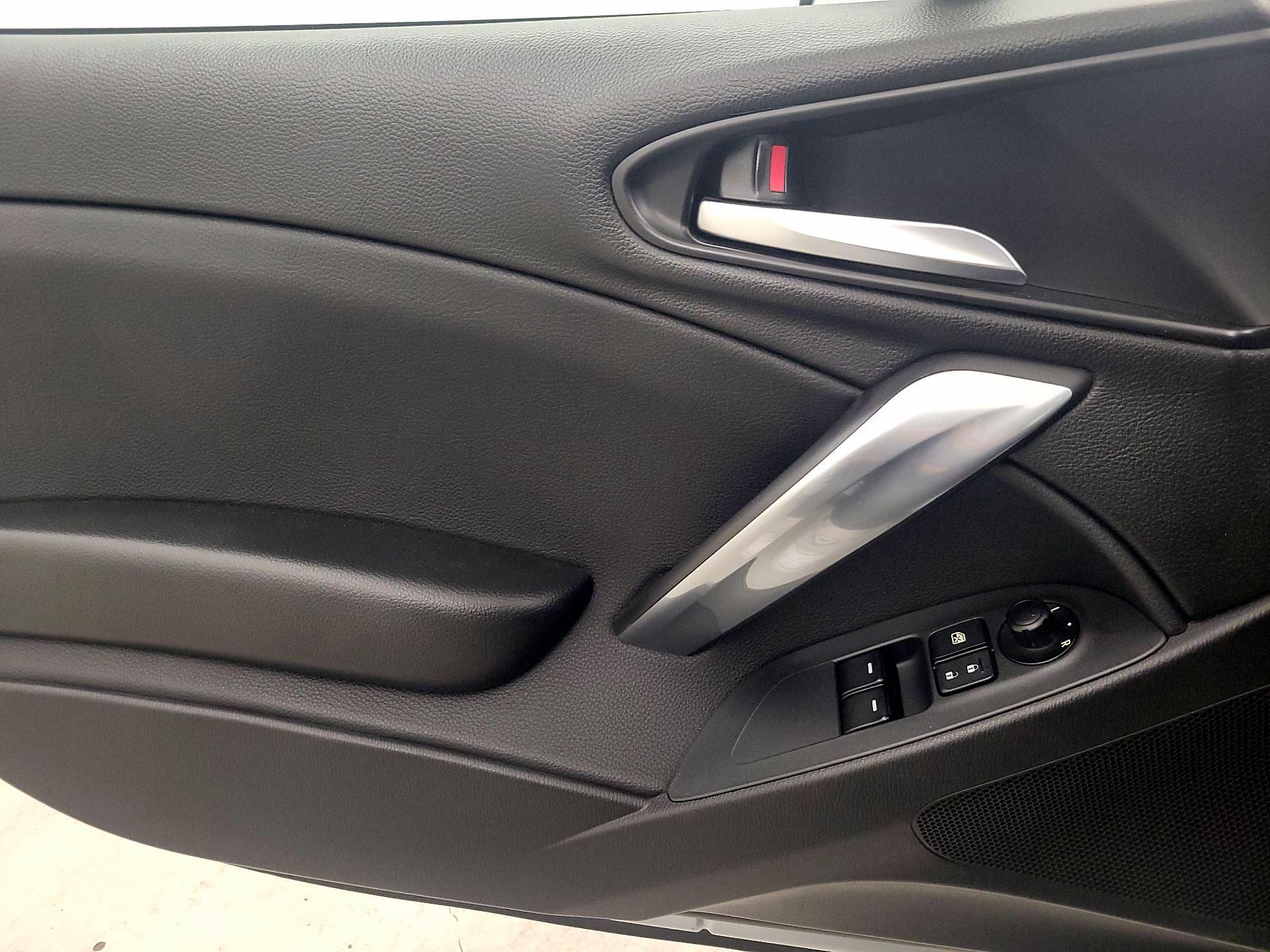 Thumbnail: 2018 Fiat 124 Spider - 12