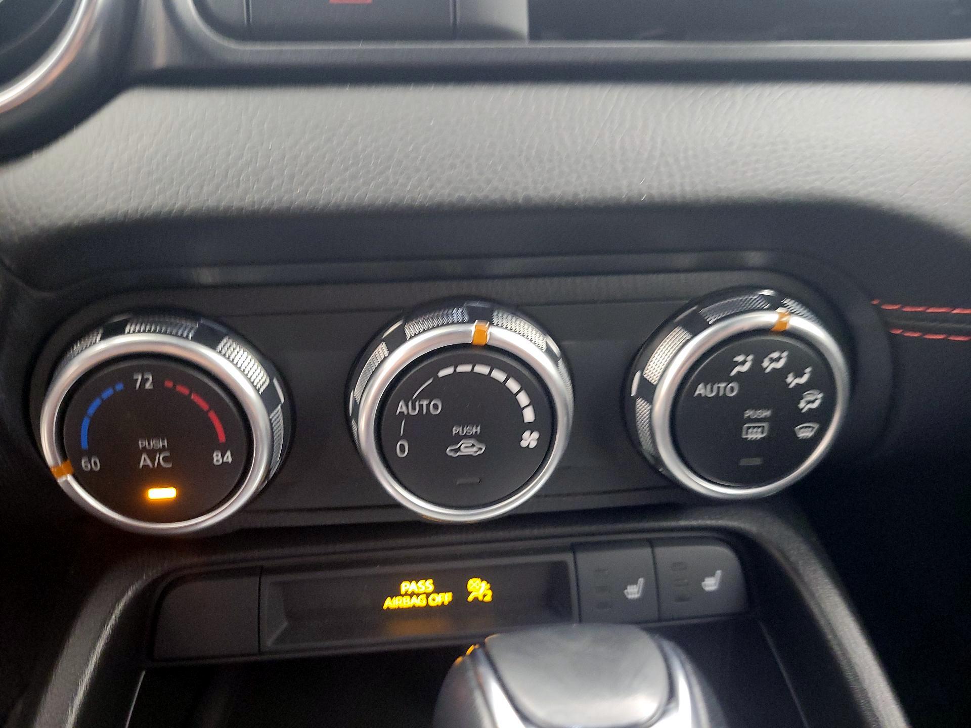 Thumbnail: 2018 Fiat 124 Spider - 16