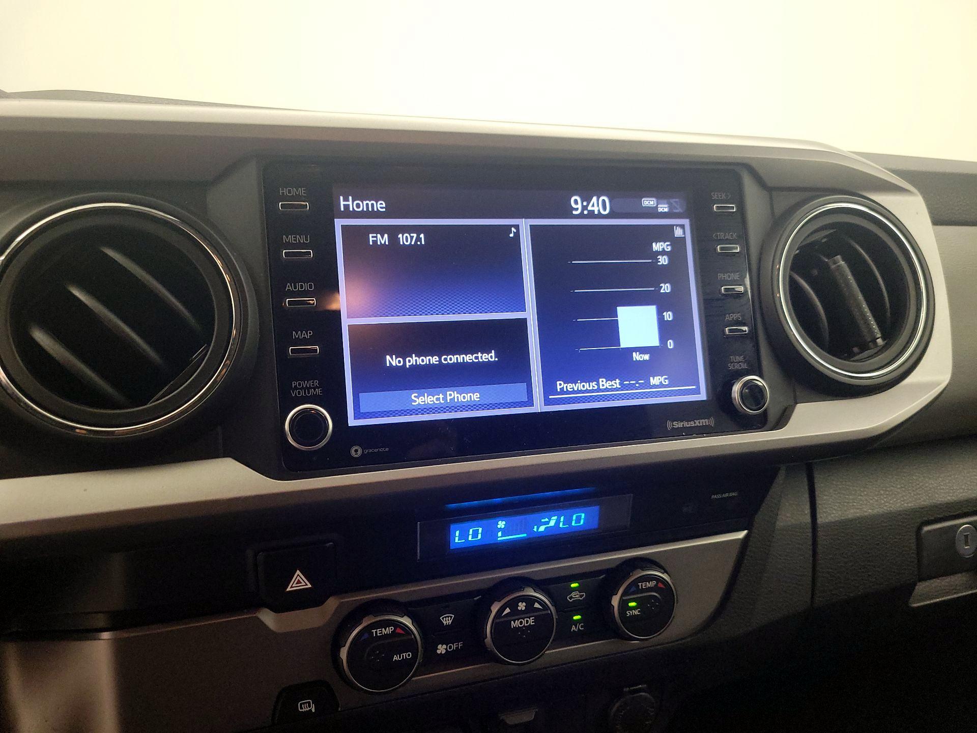 Thumbnail: 2021 Toyota Tacoma - 15