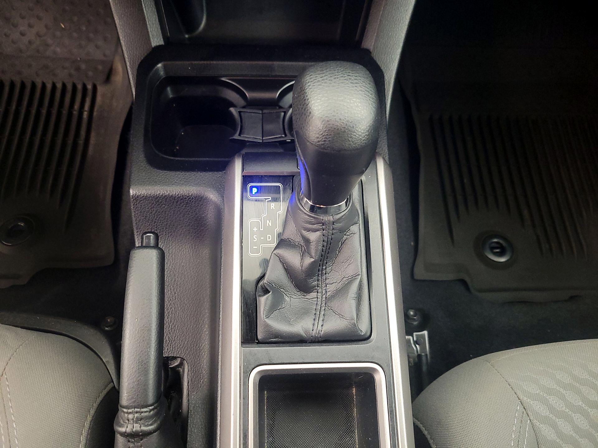 Thumbnail: 2021 Toyota Tacoma - 17