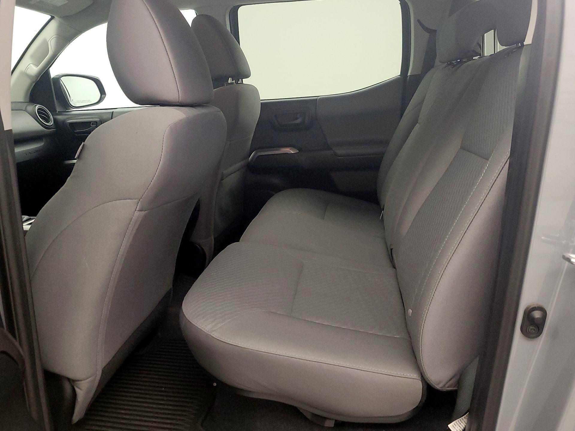 Thumbnail: 2021 Toyota Tacoma - 19