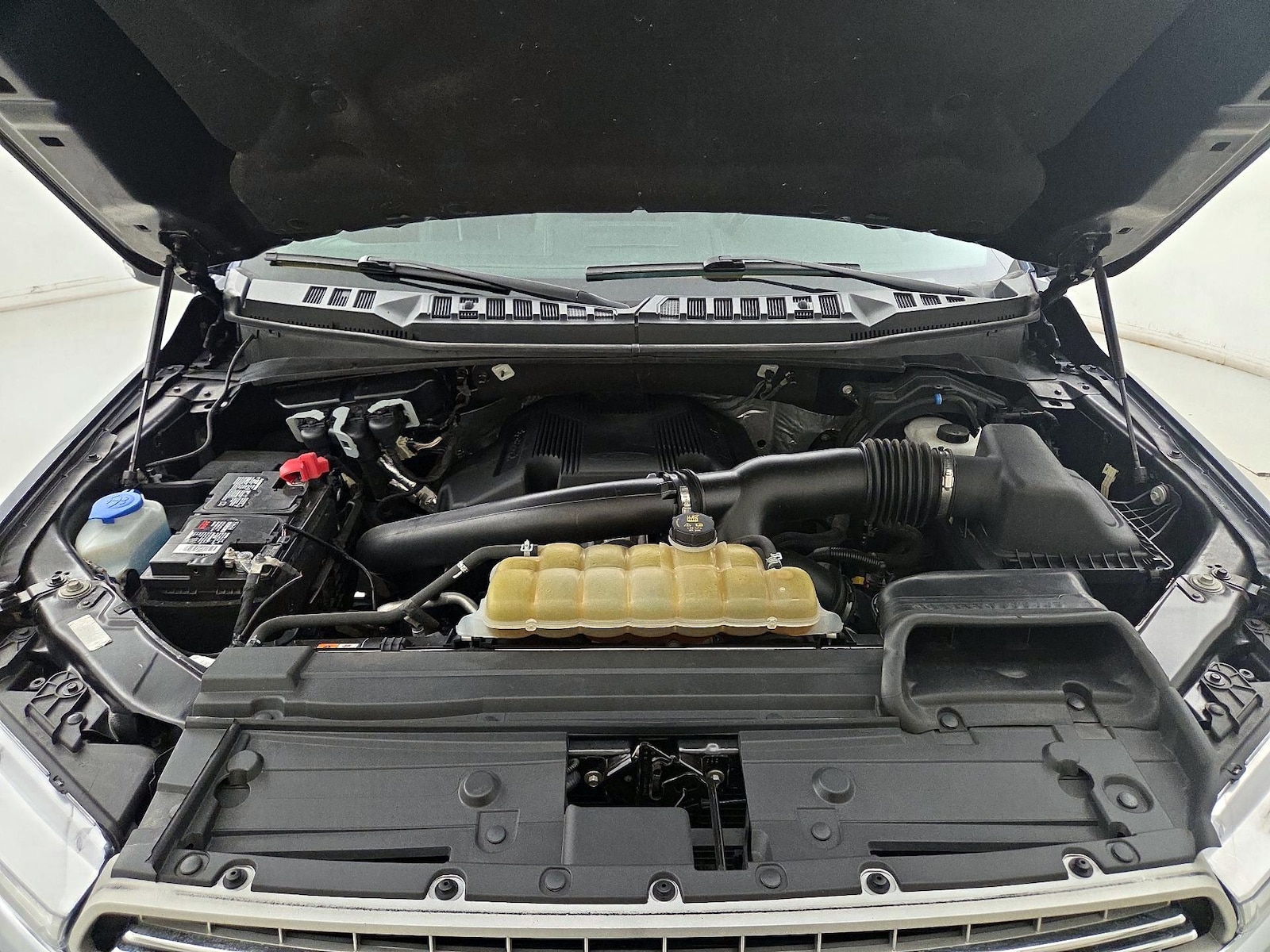 2020 Ford F-150 Lariat - Photo 24