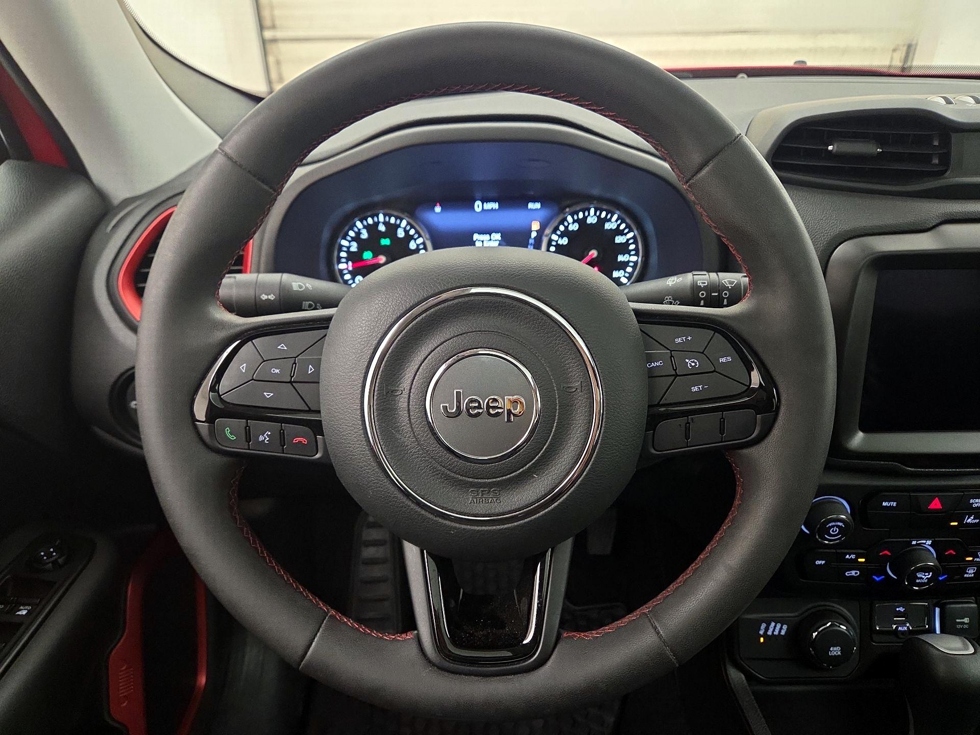 Thumbnail: 2022 Jeep Renegade - 10