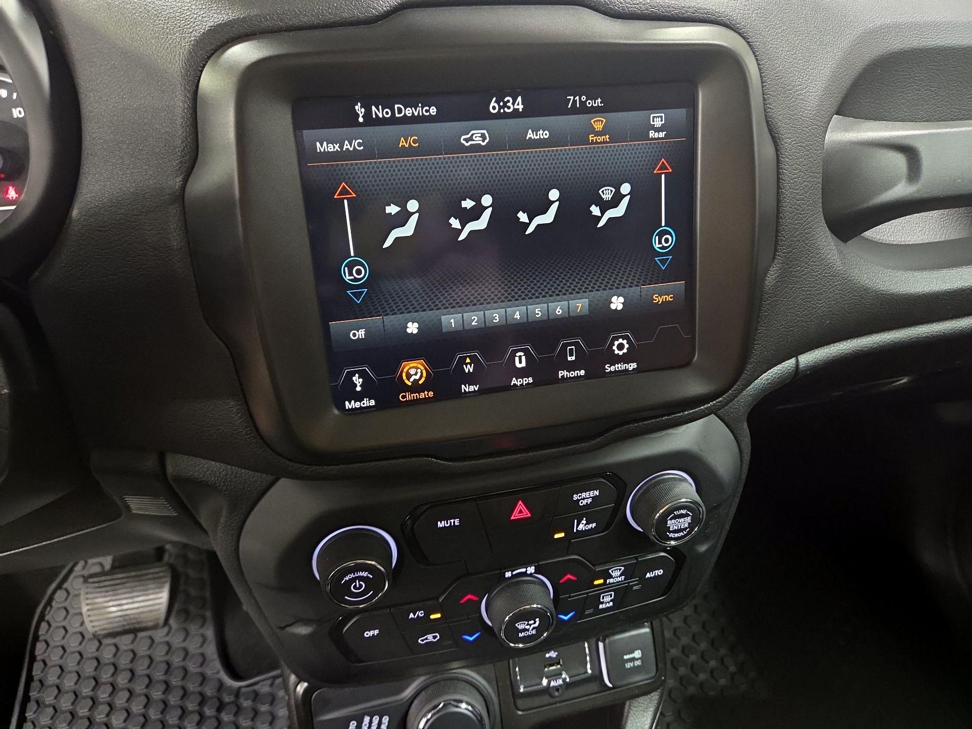 Thumbnail: 2022 Jeep Renegade - 16