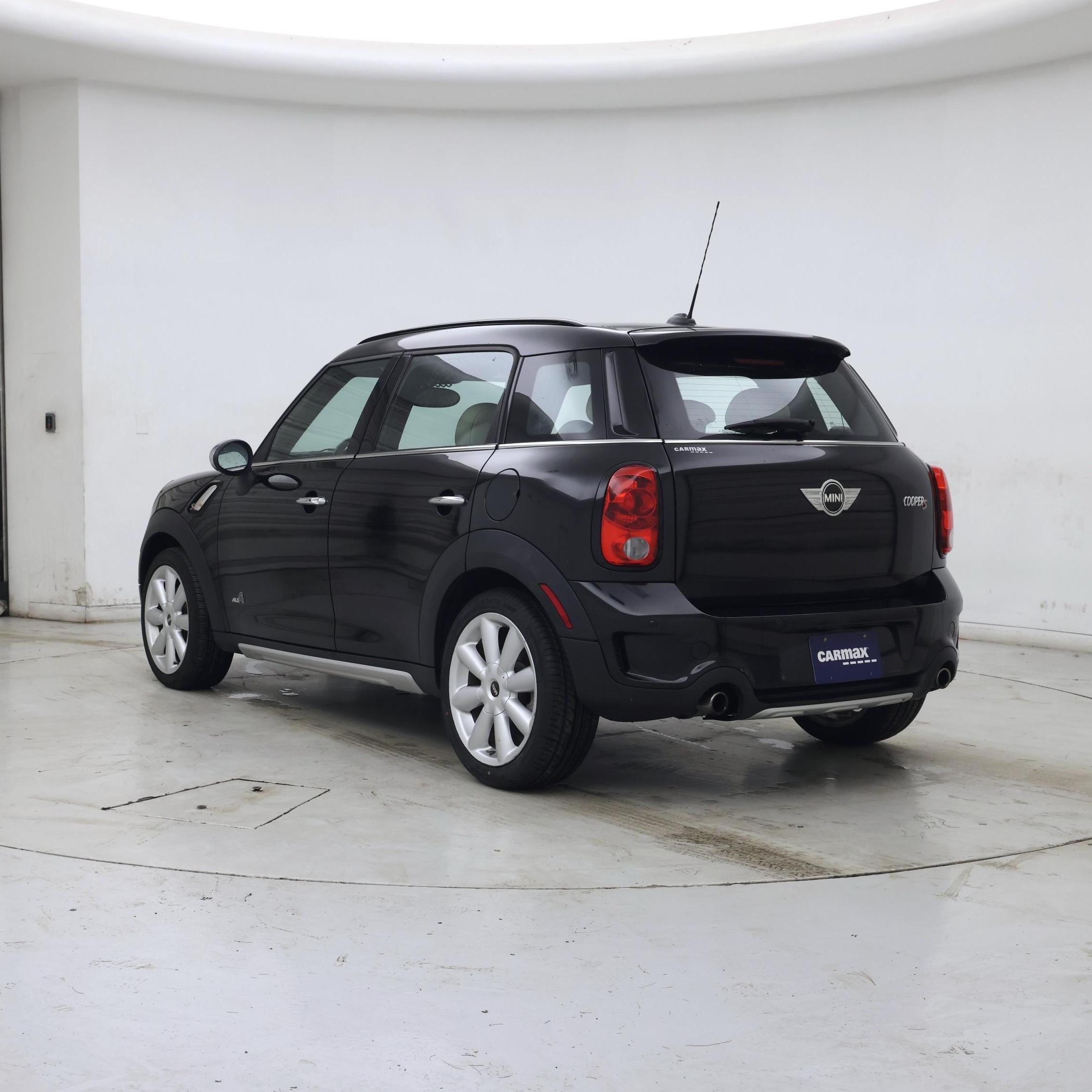 Thumbnail: 2016 MINI Cooper Countryman - 2