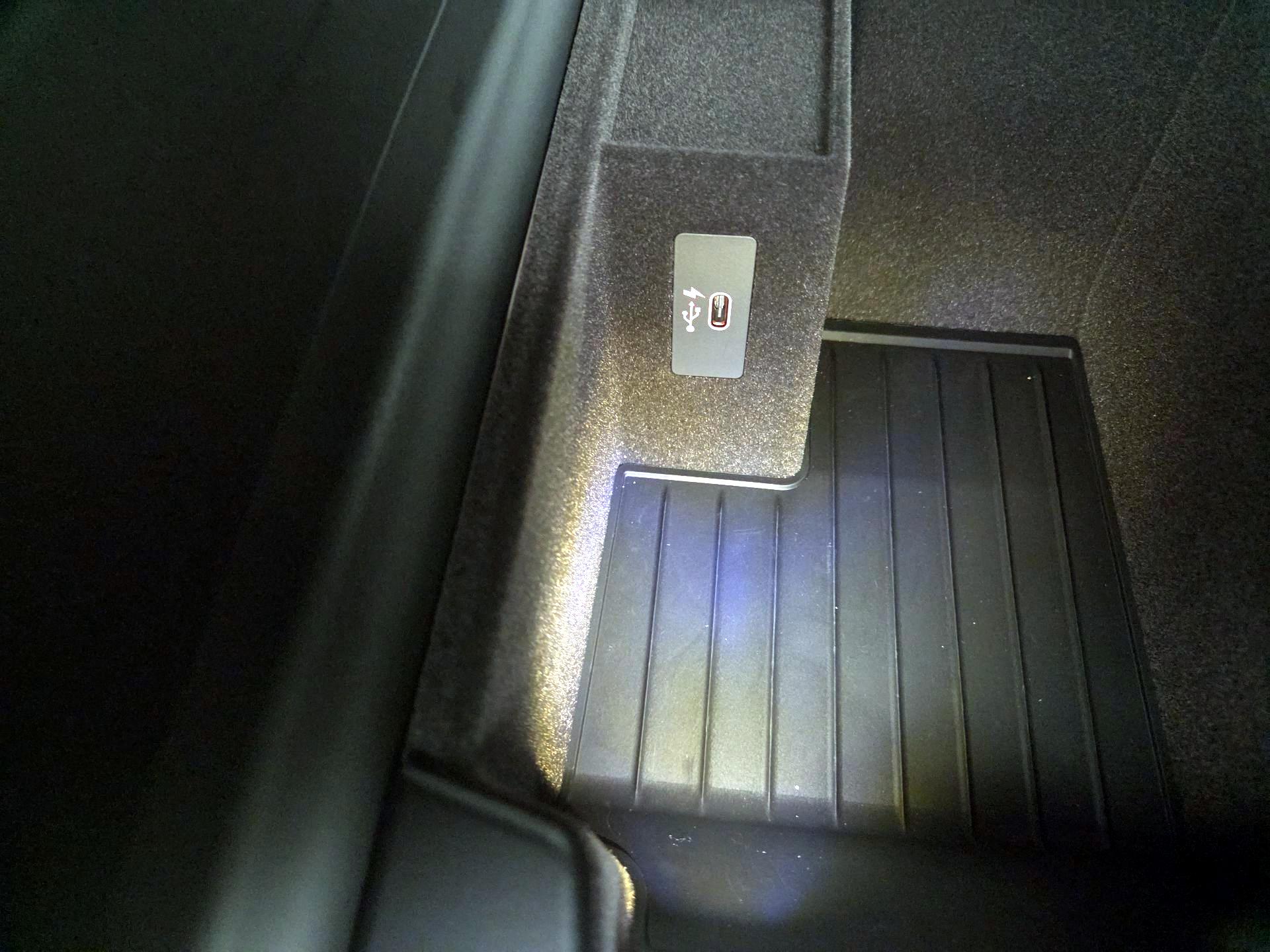 Thumbnail: 2021 BMW 5 Series - 19