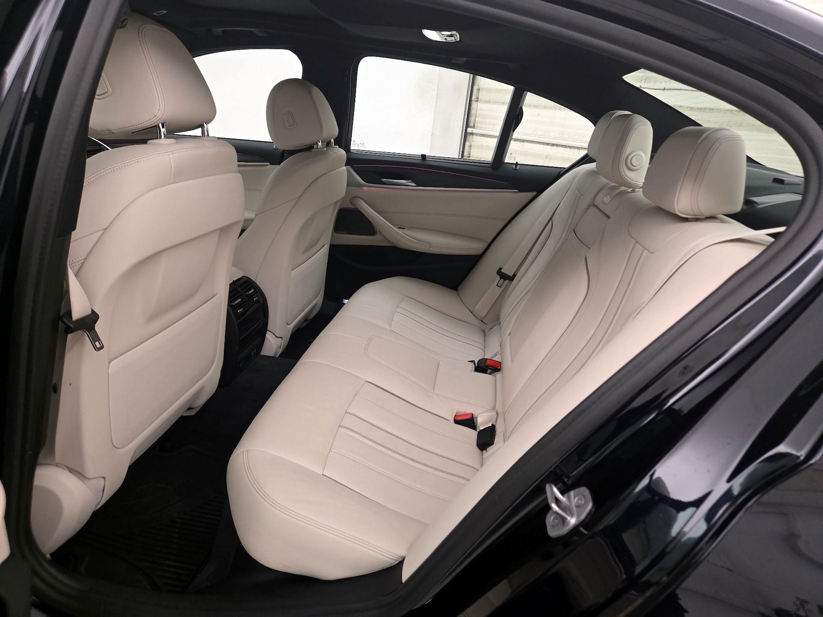 2021 BMW 5 Series 540i - Photo 22