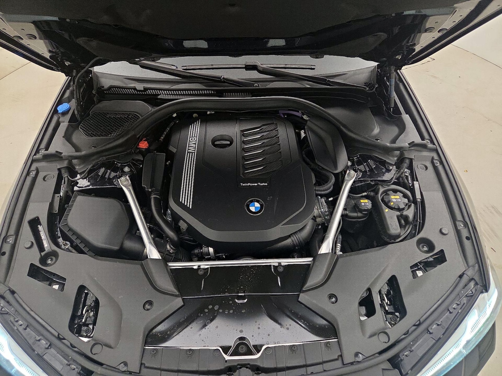 2021 BMW 5 Series 540i - Photo 24