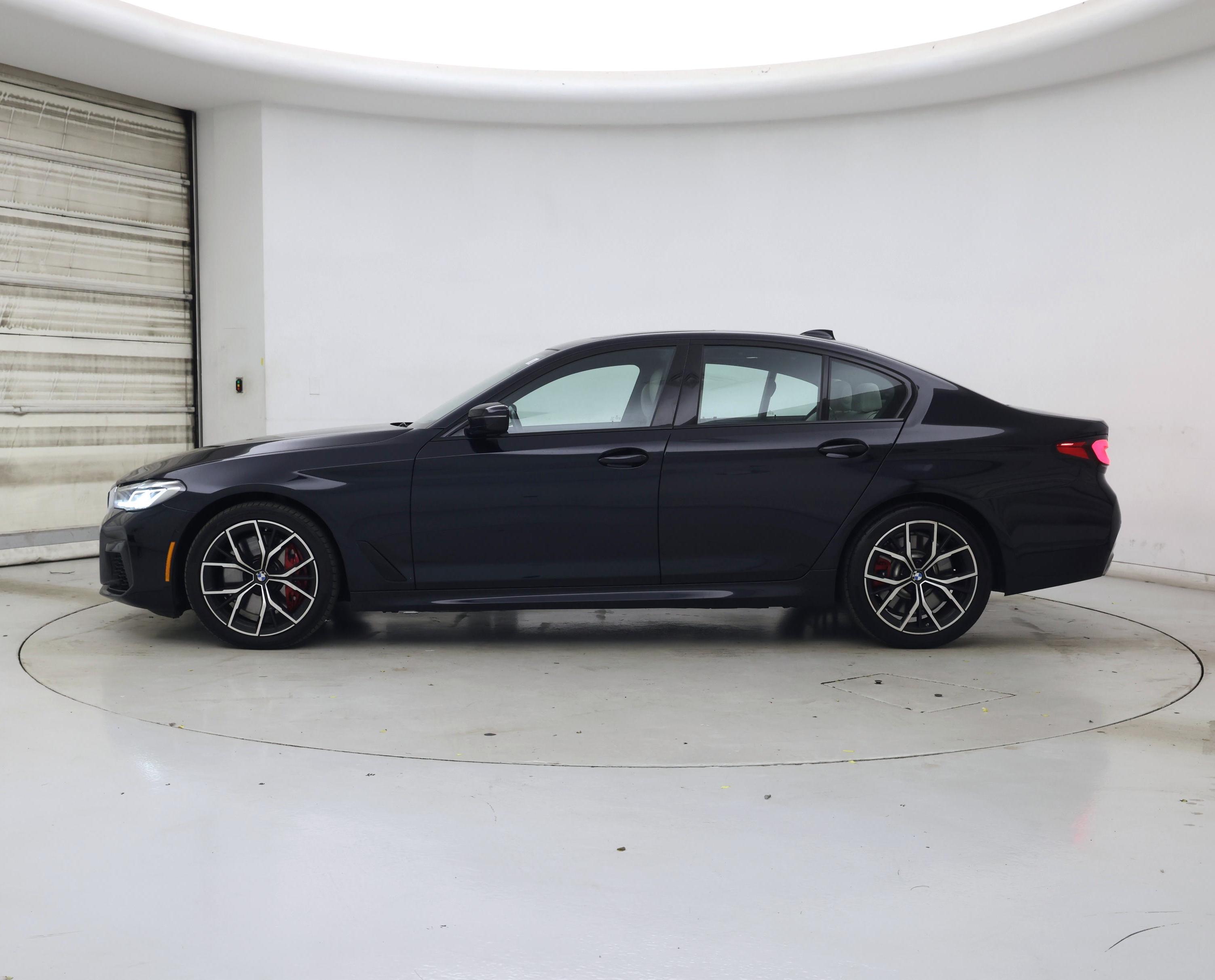 Thumbnail: 2021 BMW 5 Series - 3