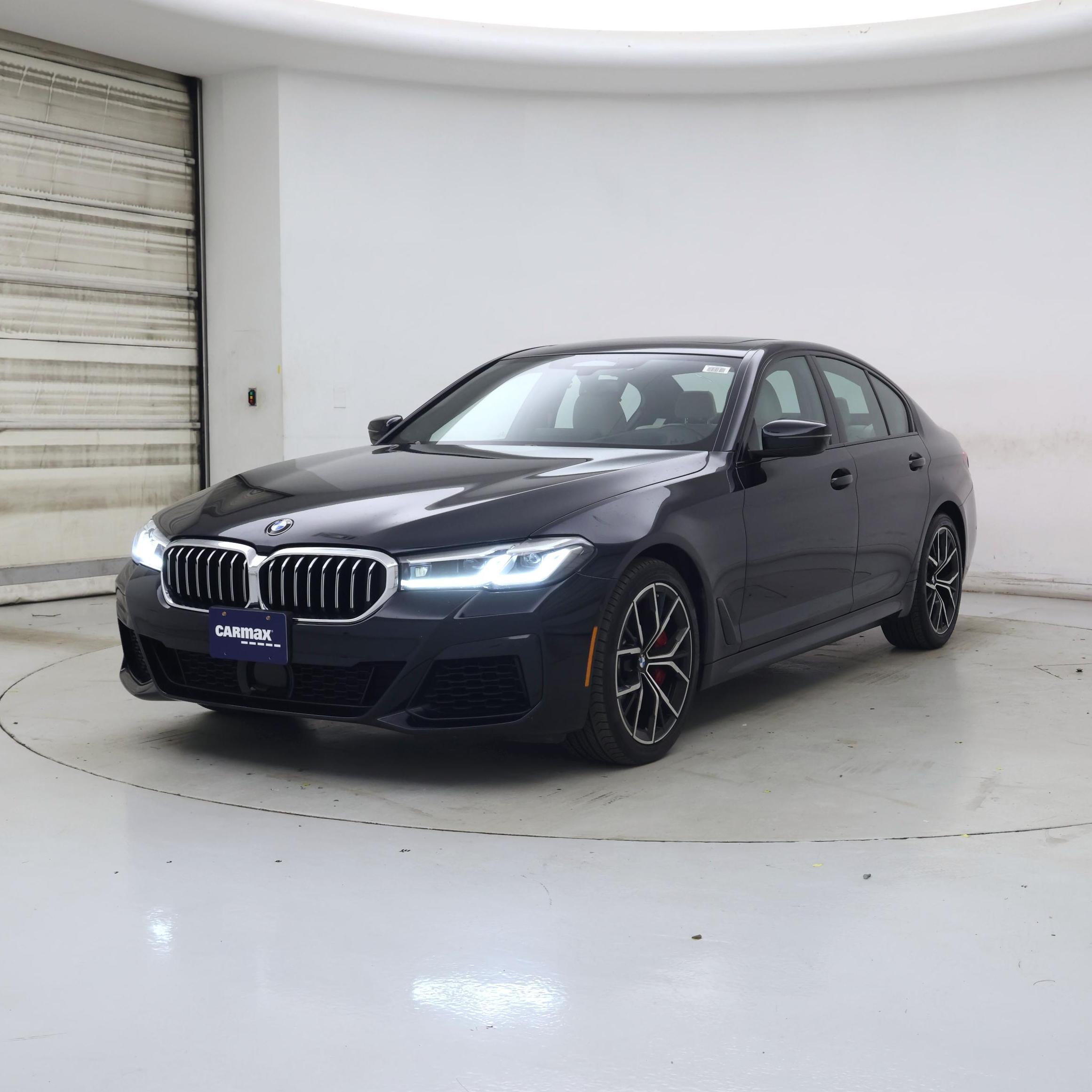 Thumbnail: 2021 BMW 5 Series - 4
