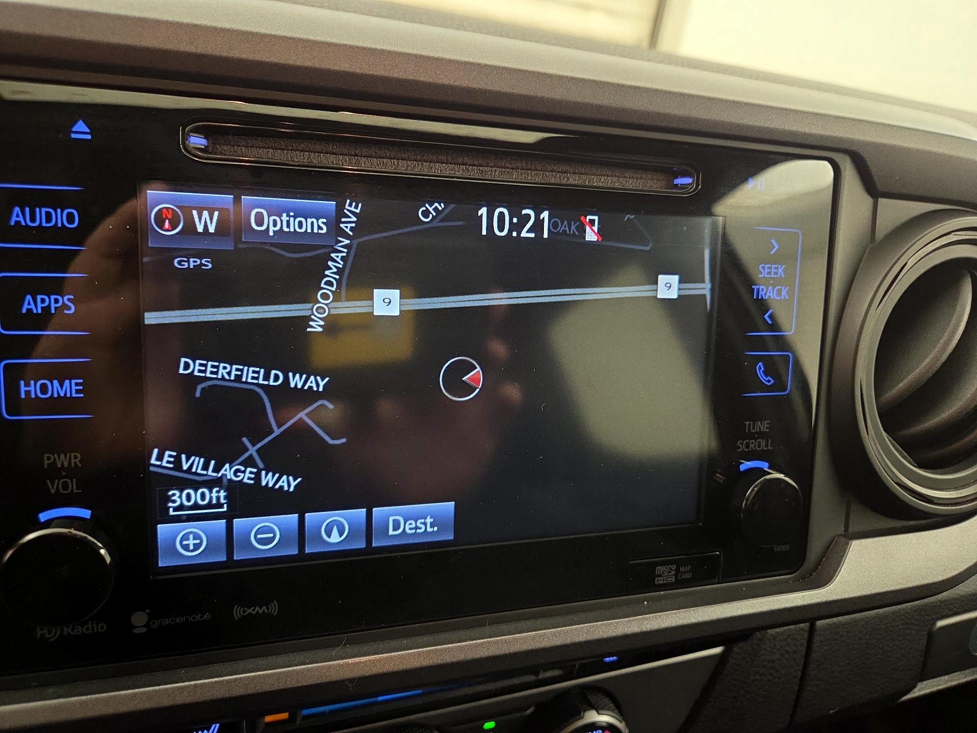 Thumbnail: 2017 Toyota Tacoma - 14