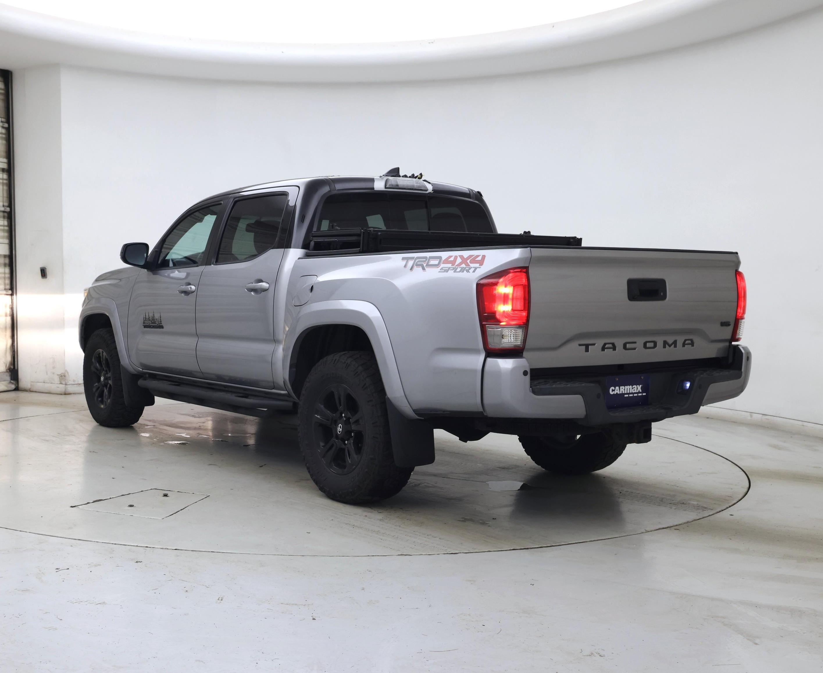 Thumbnail: 2017 Toyota Tacoma - 2
