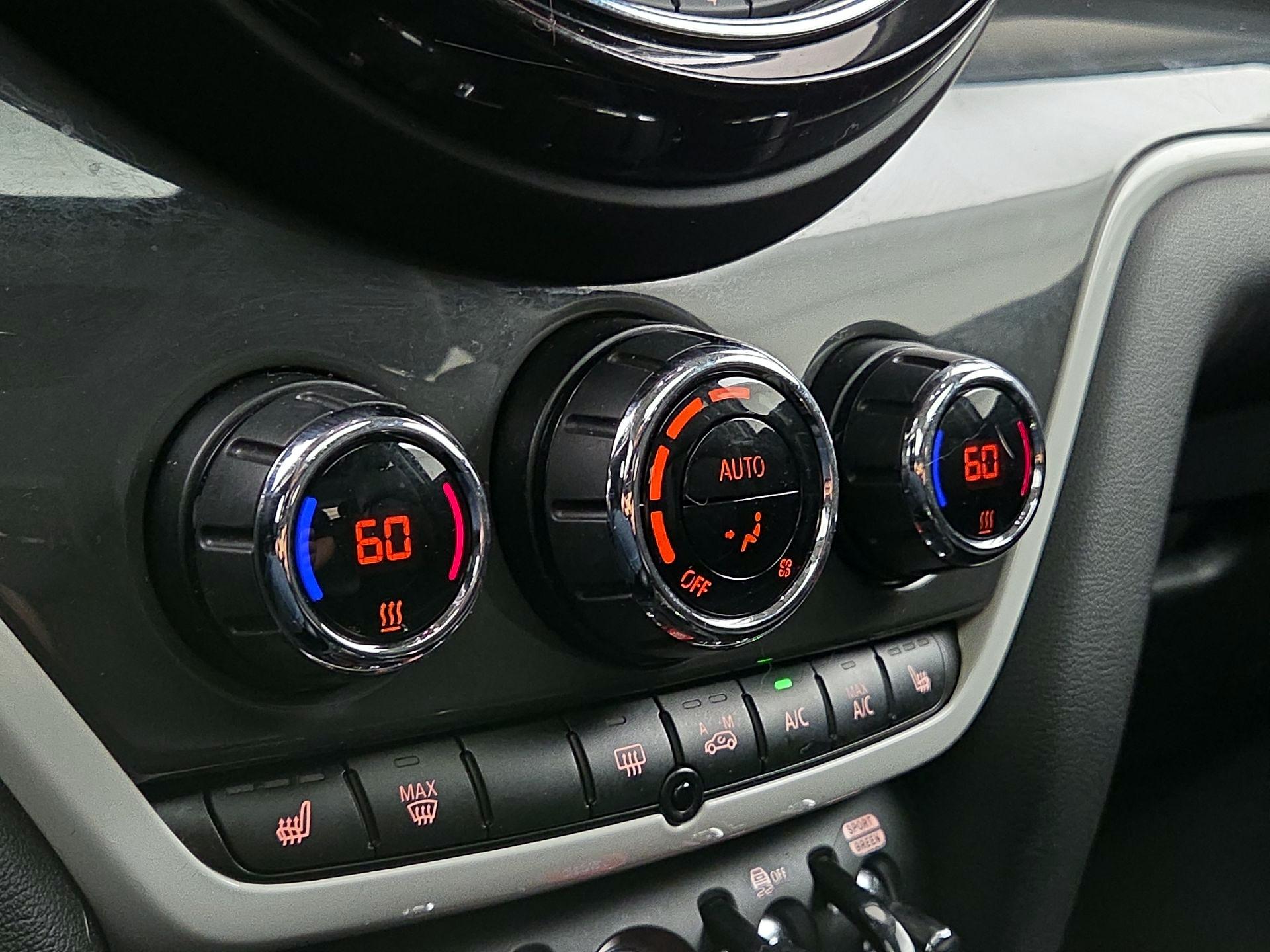 Thumbnail: 2018 MINI Cooper Countryman - 13