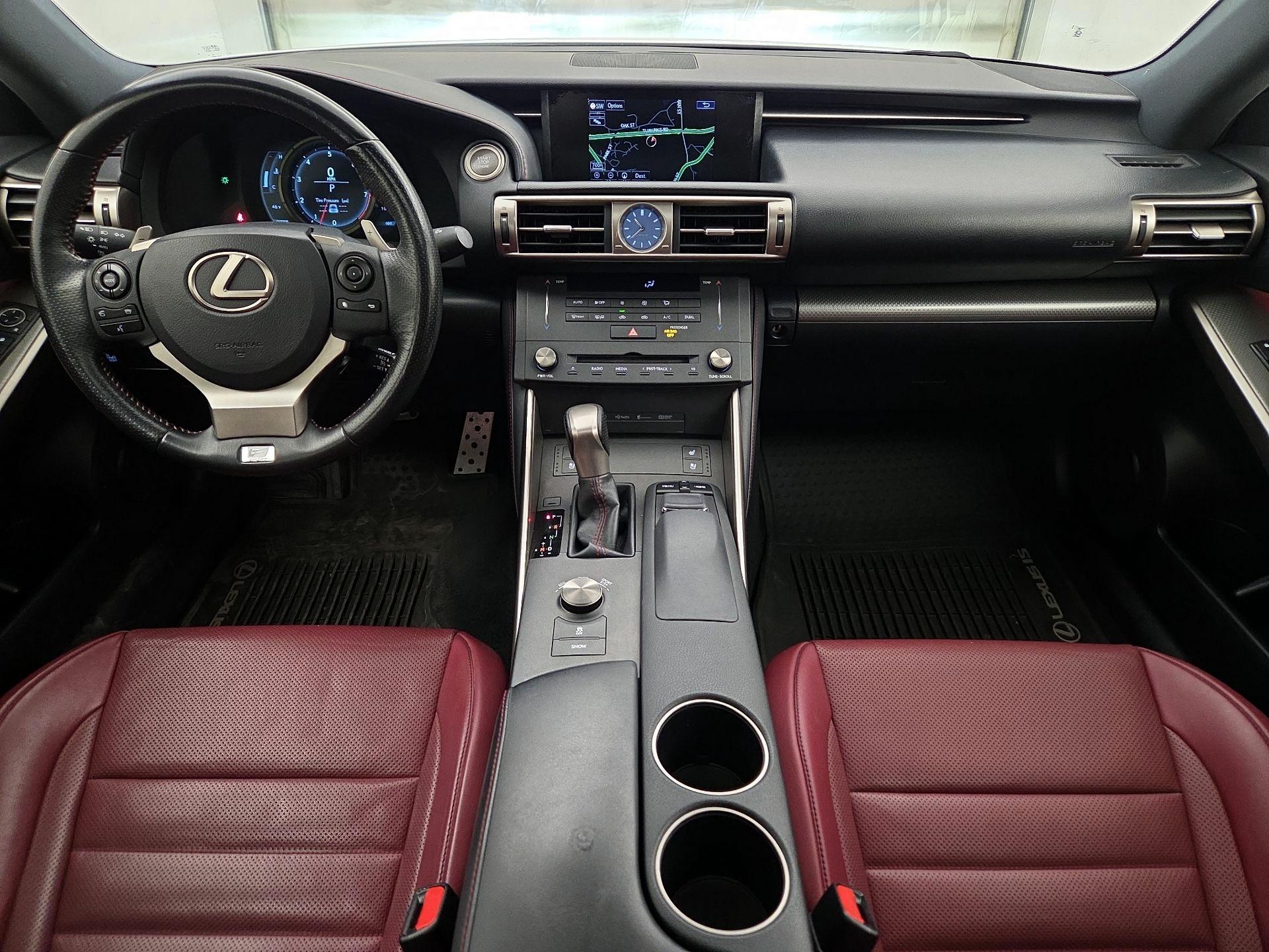 Thumbnail: 2015 Lexus IS - 9