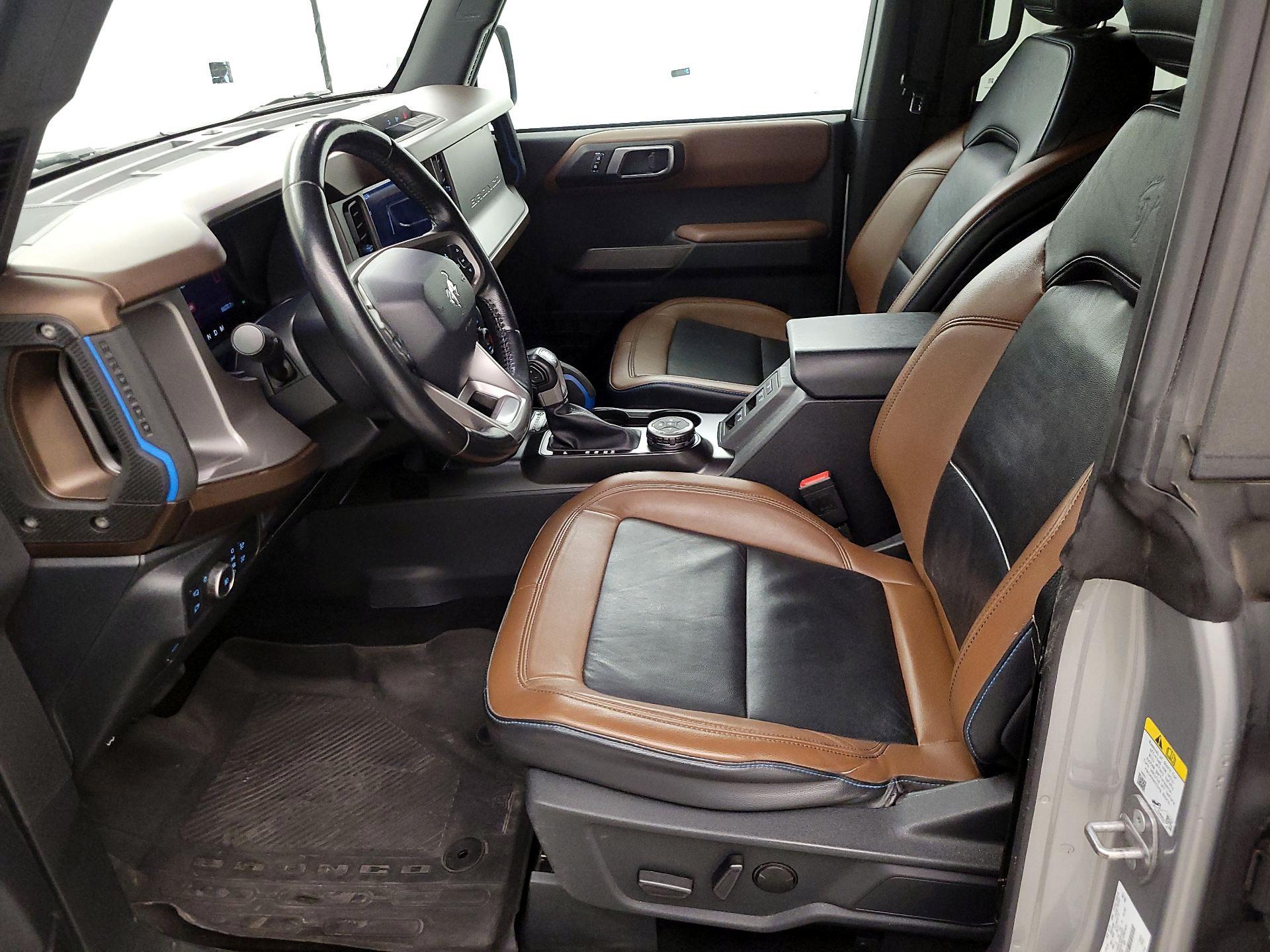 Thumbnail: 2021 Ford Bronco - 11