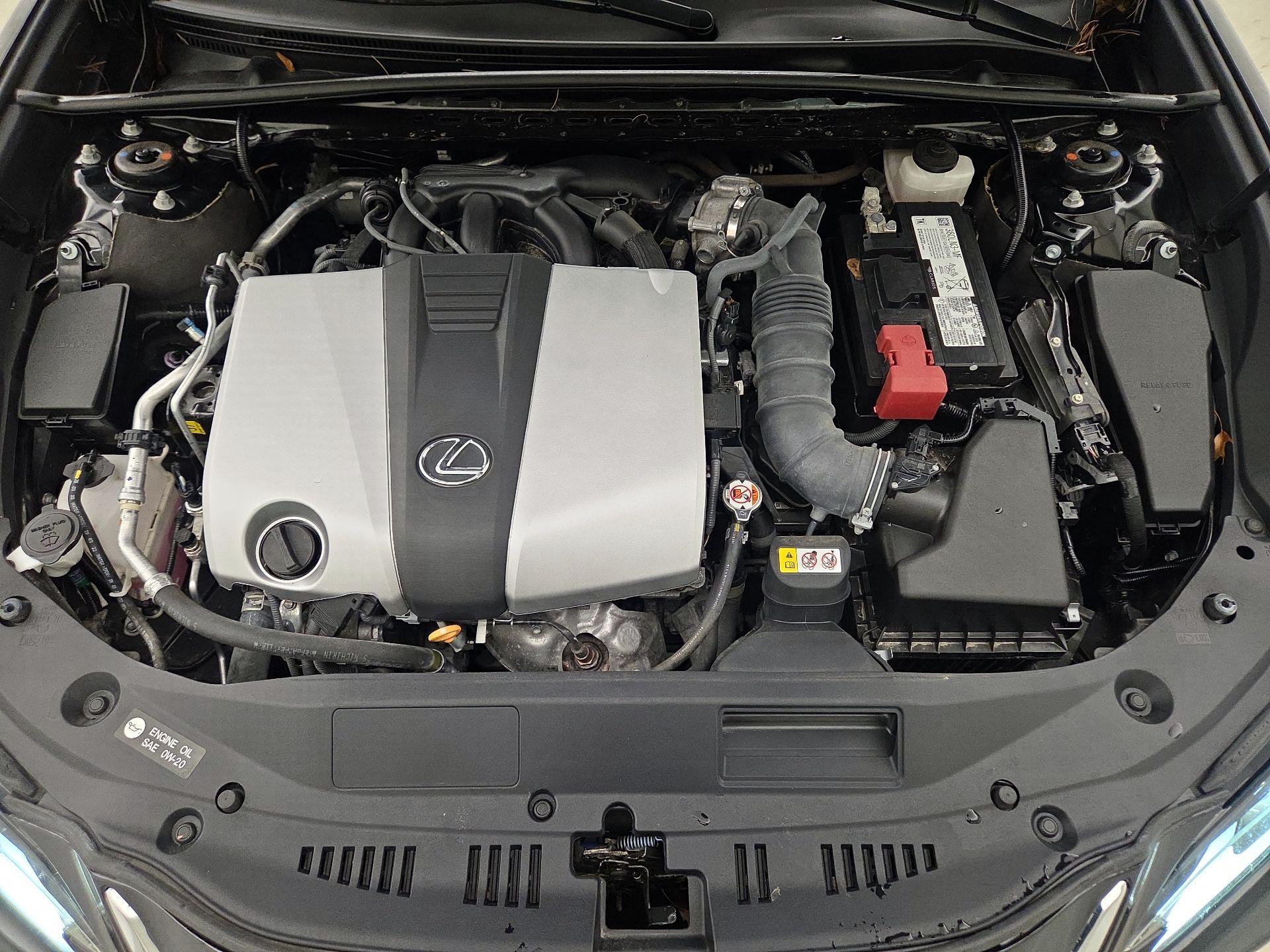 Thumbnail: 2023 Lexus ES - 20