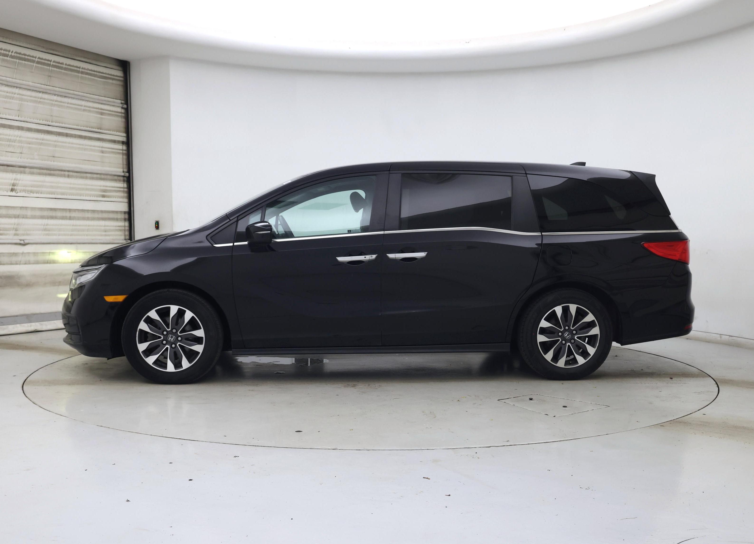 Thumbnail: 2022 Honda Odyssey - 3