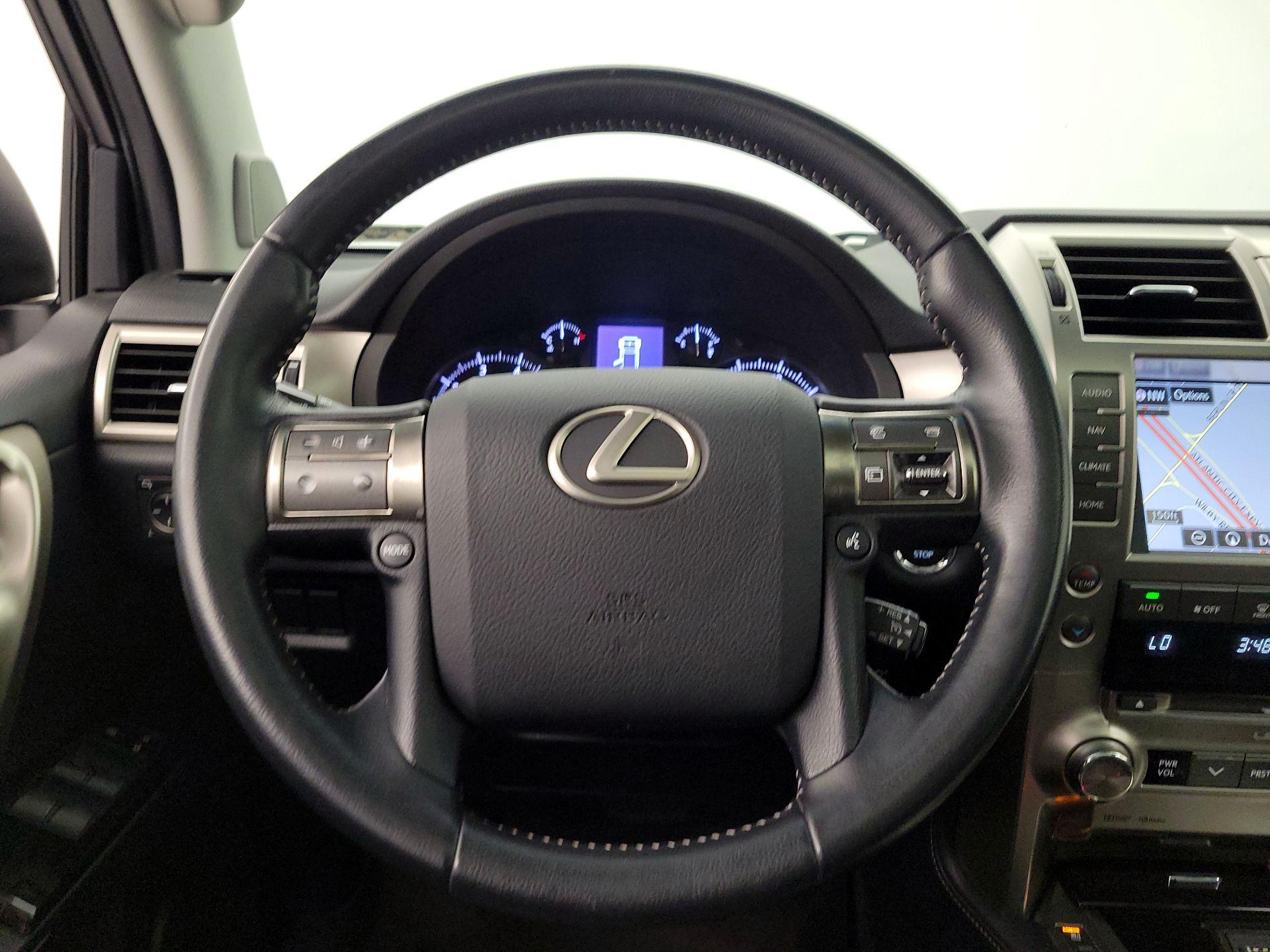 Thumbnail: 2018 Lexus GX - 10