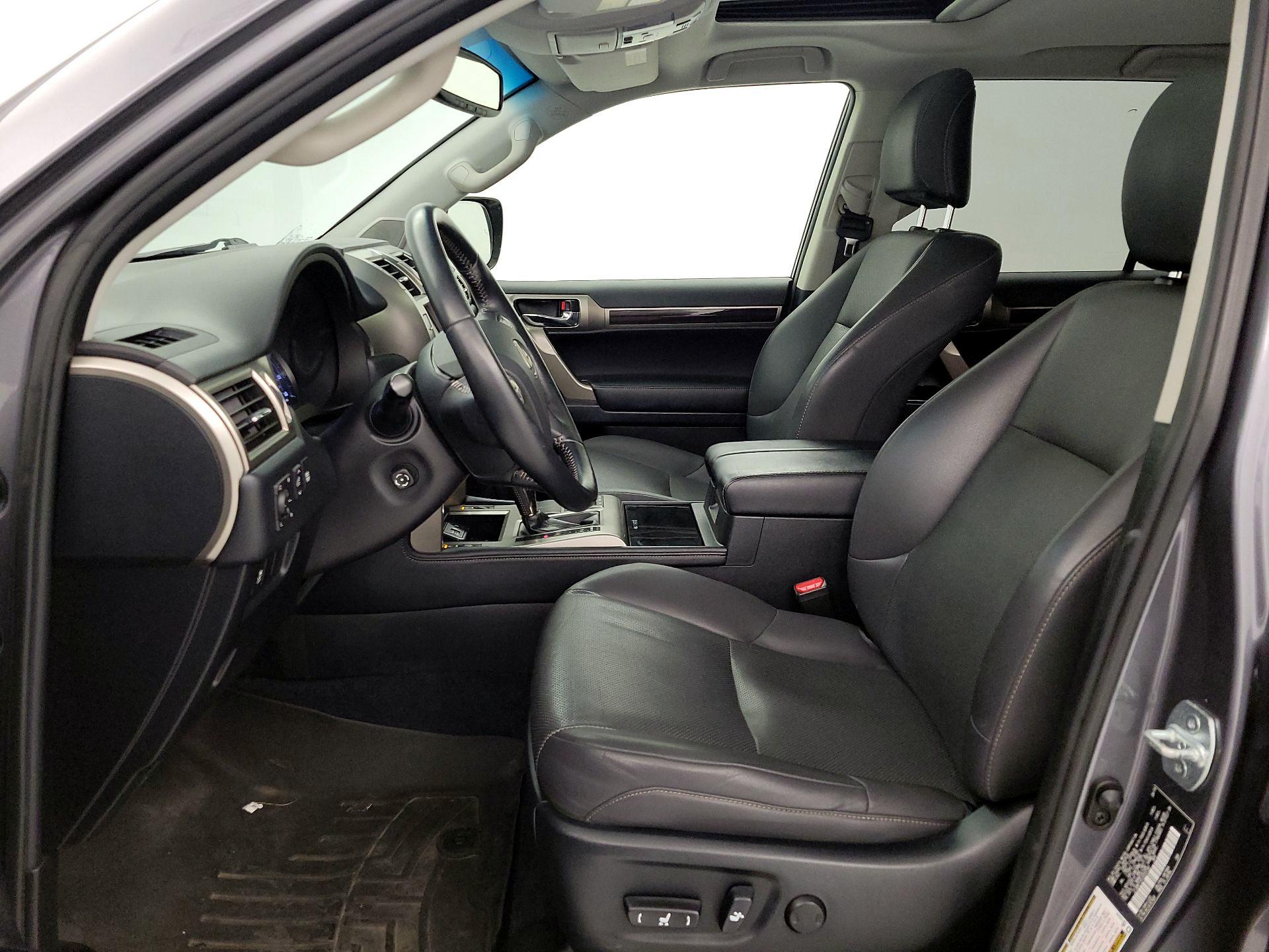 Thumbnail: 2018 Lexus GX - 11