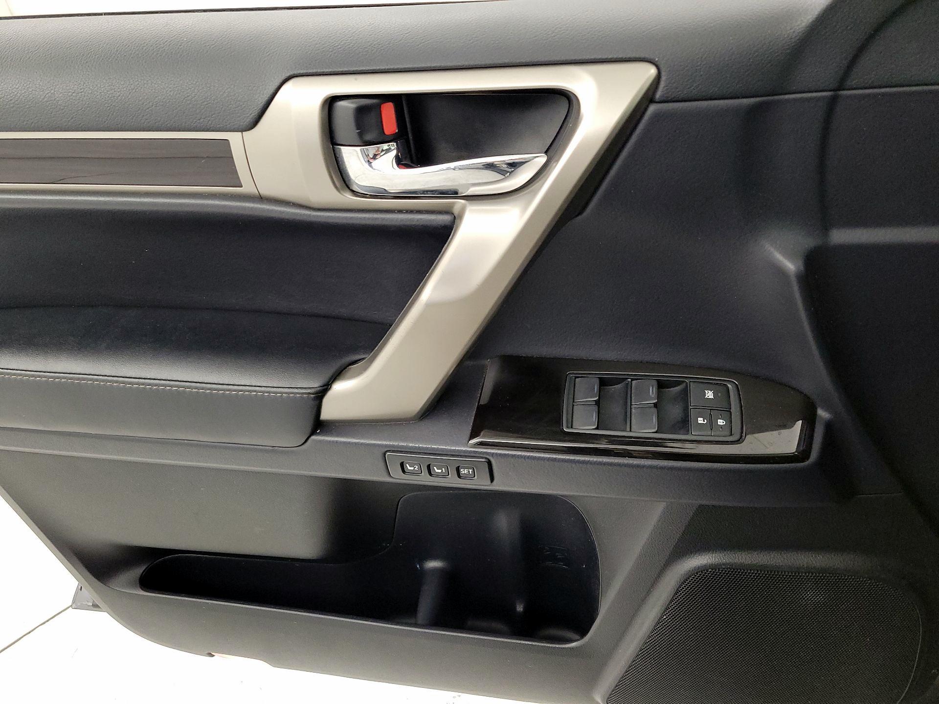 Thumbnail: 2018 Lexus GX - 12